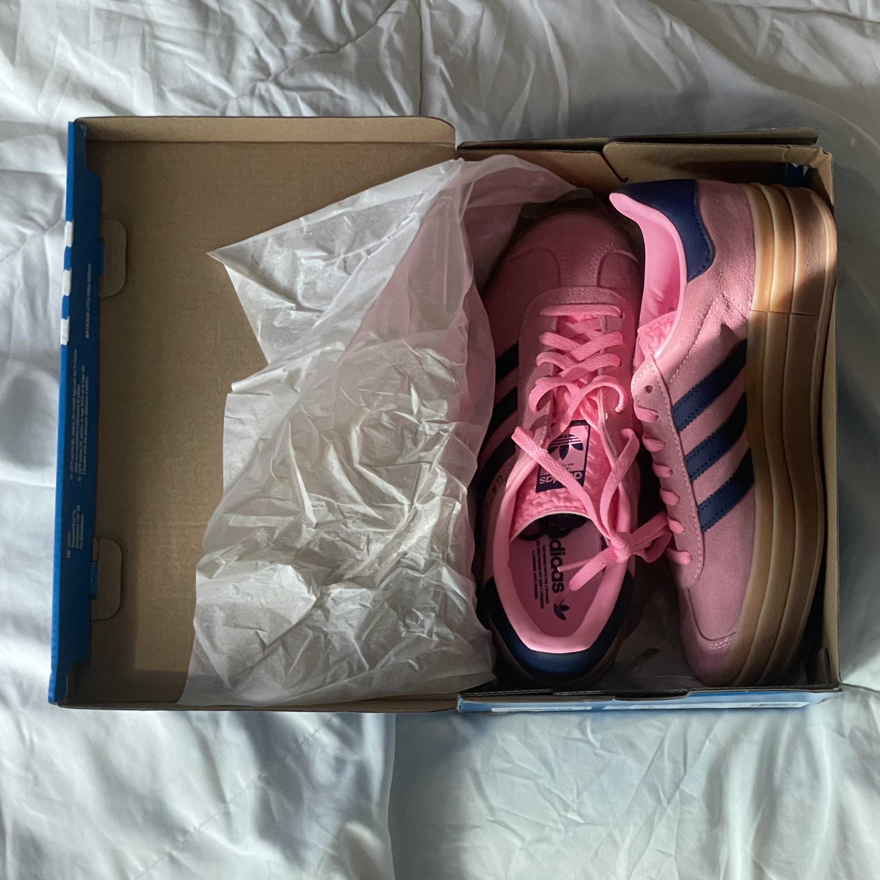 (W) Adidas Gazelle Bold Pink Glow Victory Blue 착용 스타일