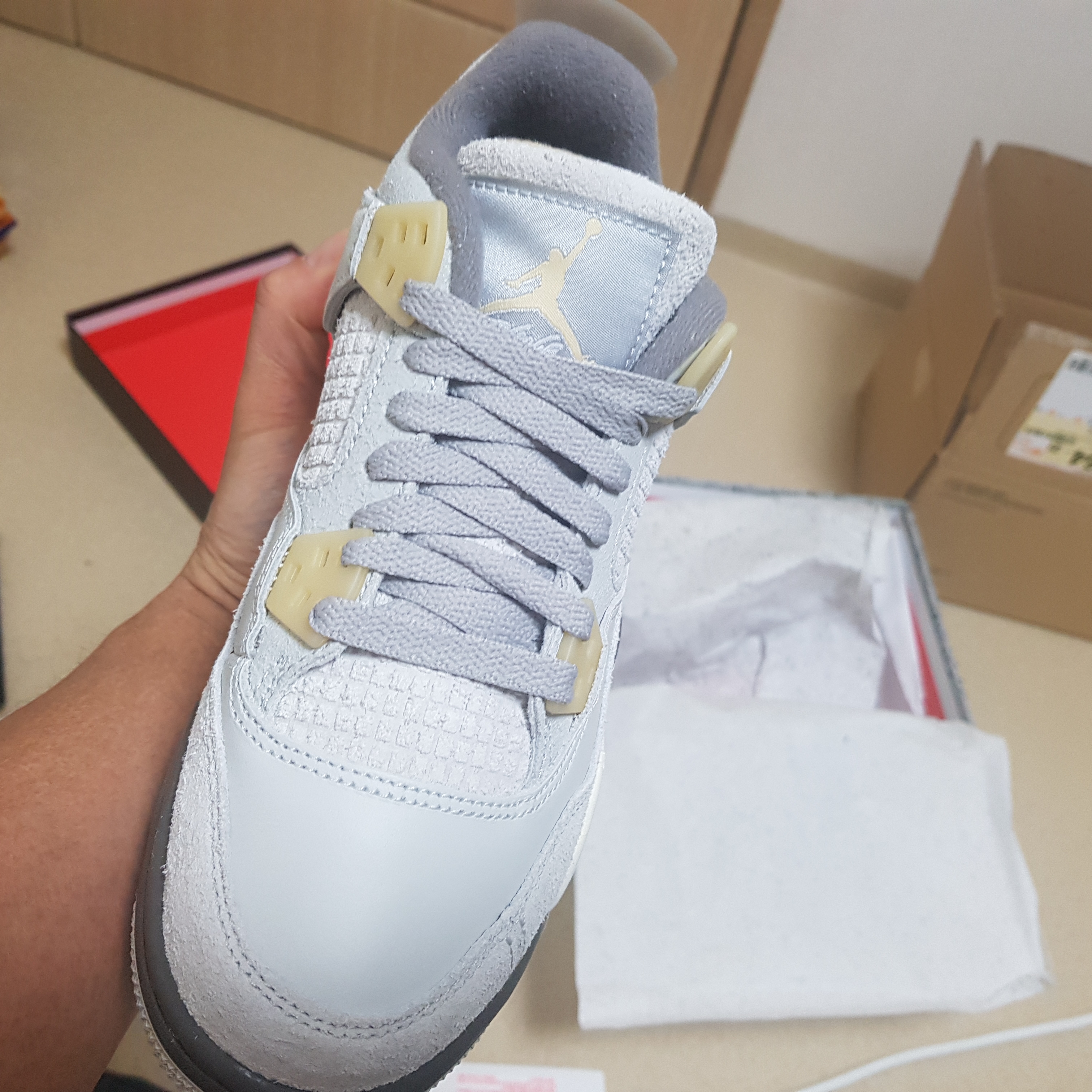 Jordan 4 Retro SE Craft 착용 스타일 - 1