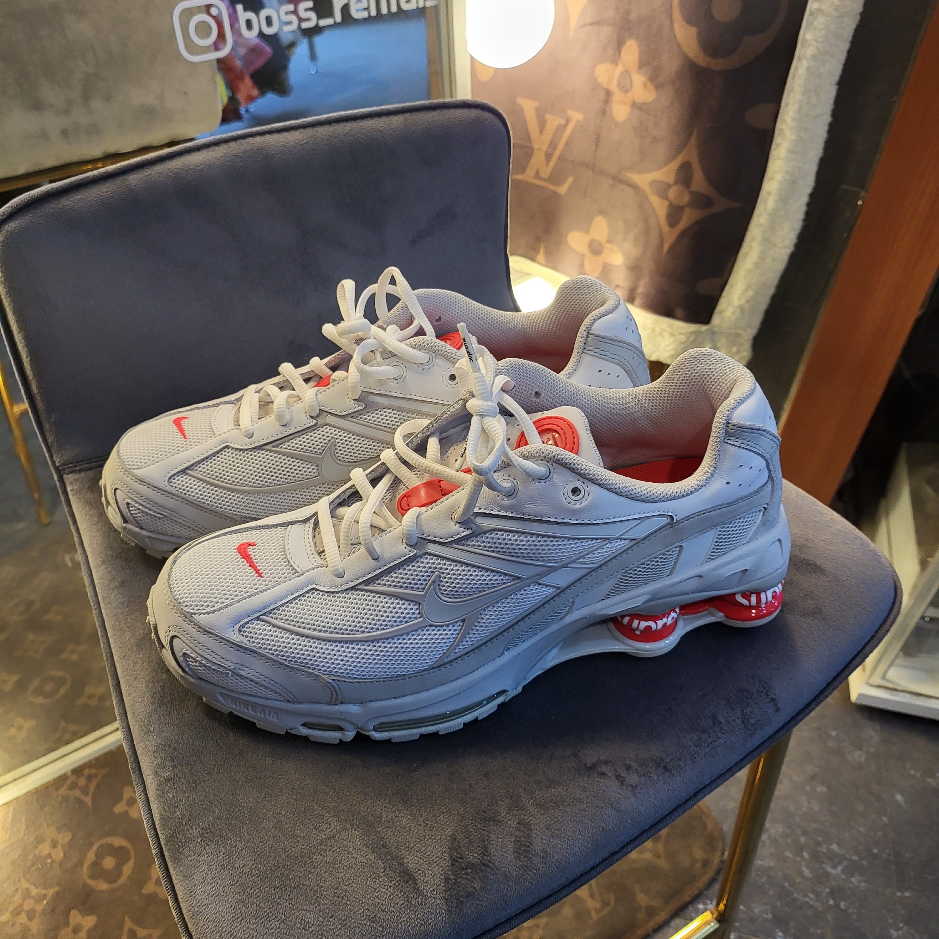 Nike x Supreme Shox Ride 2 SP White, Essentials The Core Collection Relaxed Sweatpants Dark Oatmeal 착용 스타일 - 2