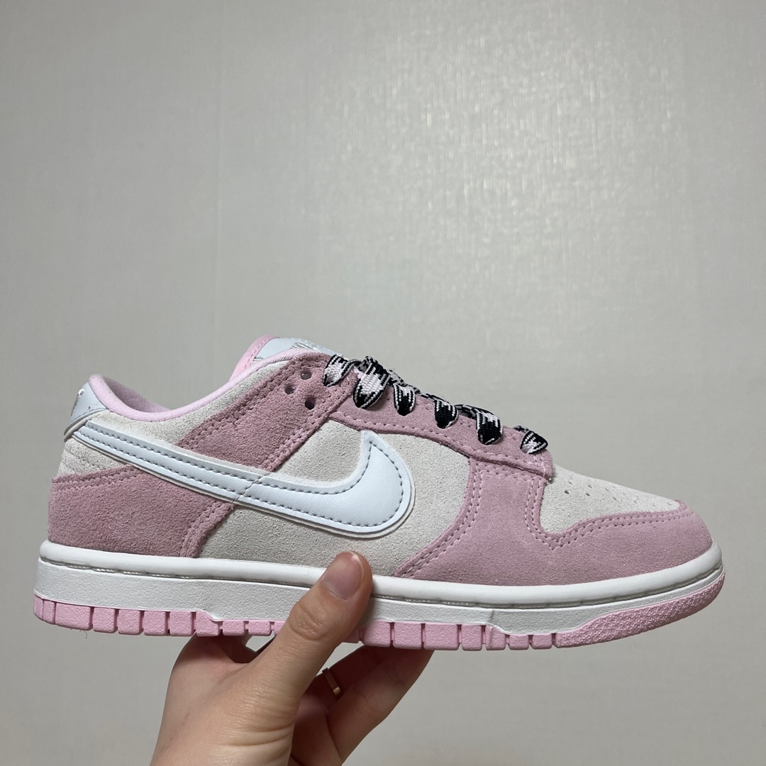 (W) Nike Dunk Low LX Pink Foam 착용 스타일 - 2