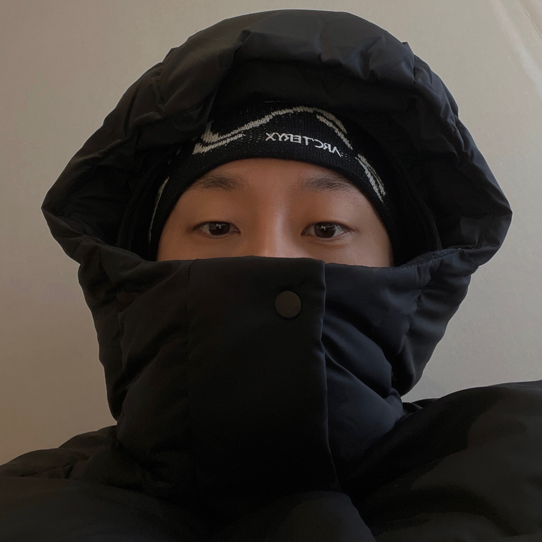 Arc'teryx Bird Head Toque Orca 착용 스타일