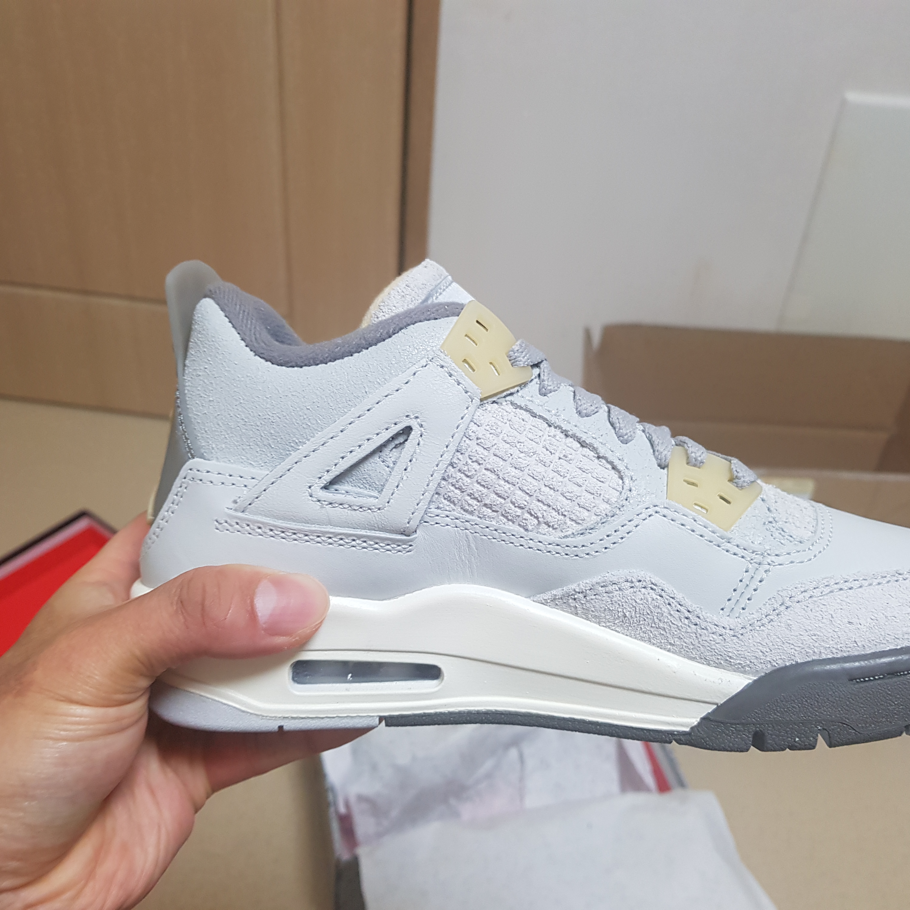 Jordan 4 Retro SE Craft 착용 스타일 - 3