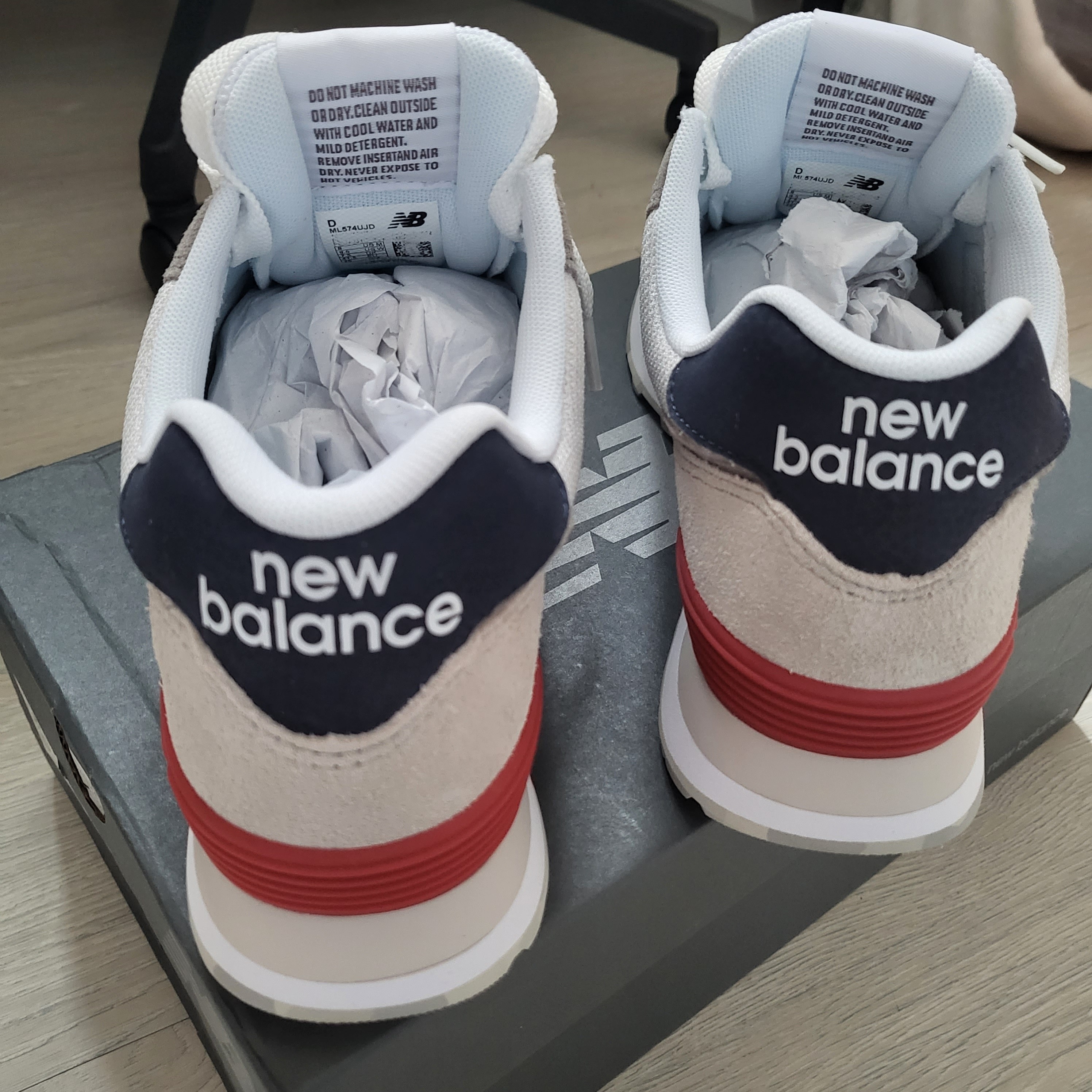 New Balance 574 Grey Nimbus Cloud 착용 스타일 - 3