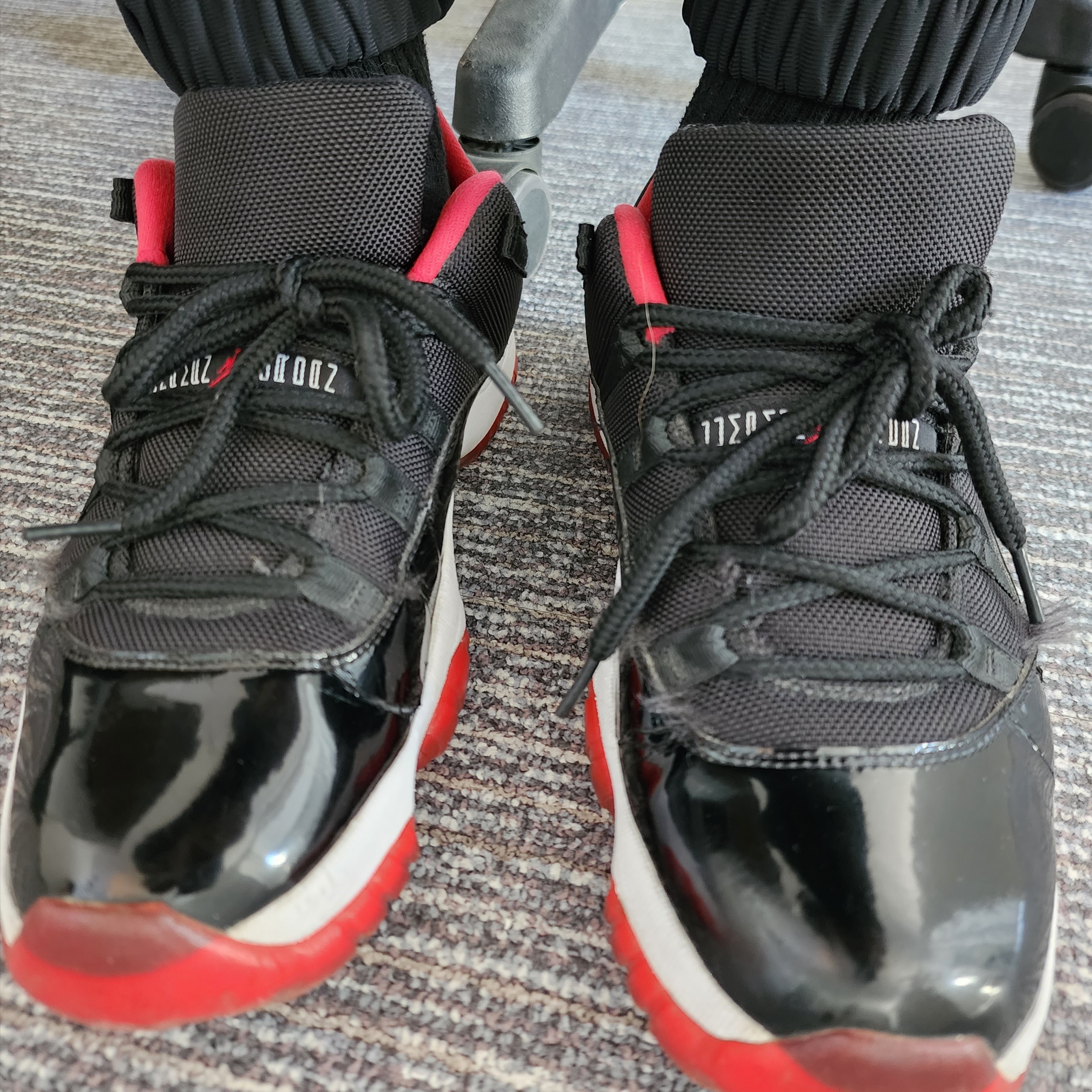 Jordan 11 Retro Low Bred 착용 스타일