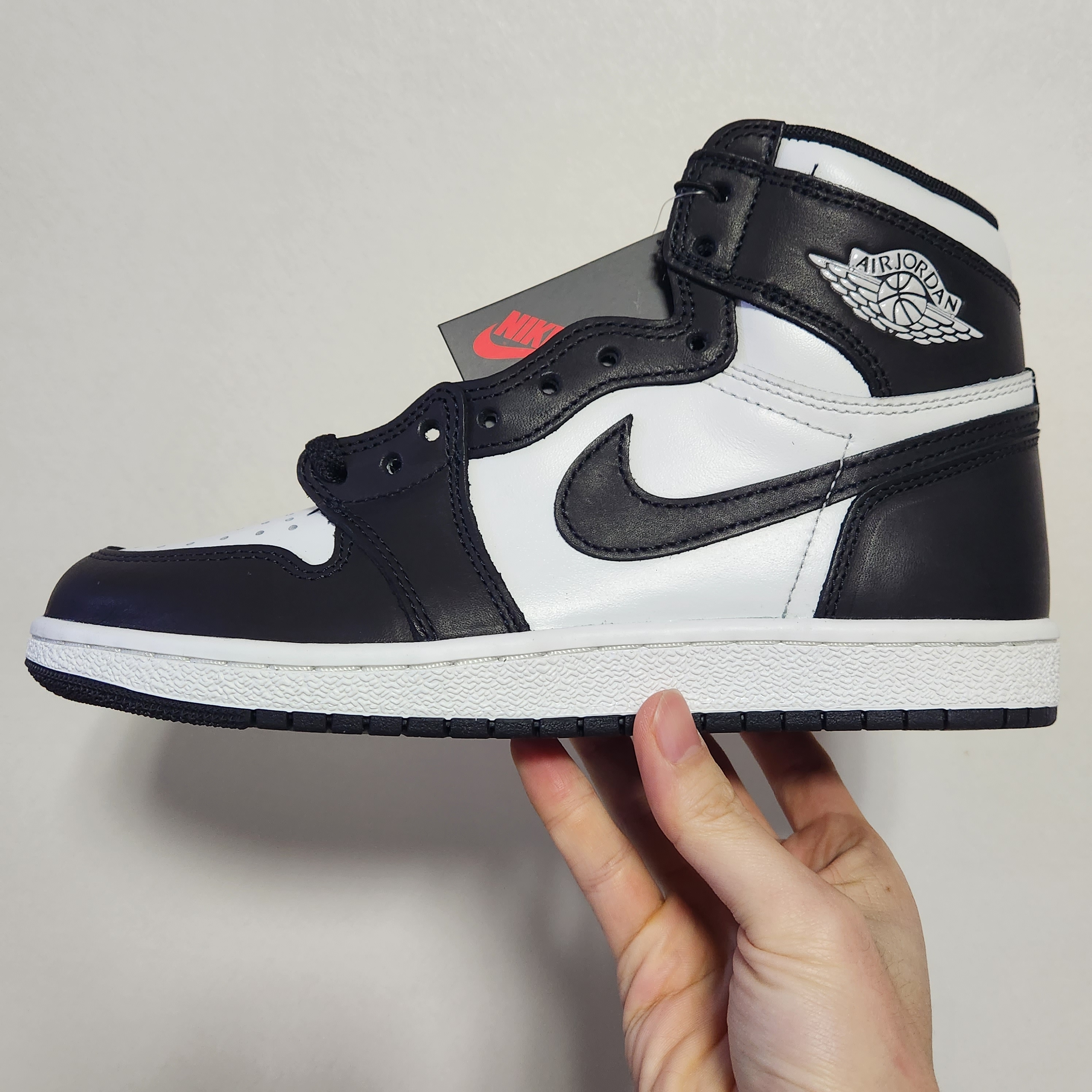 Jordan 1 High 85 Black White 착용 스타일 - 2