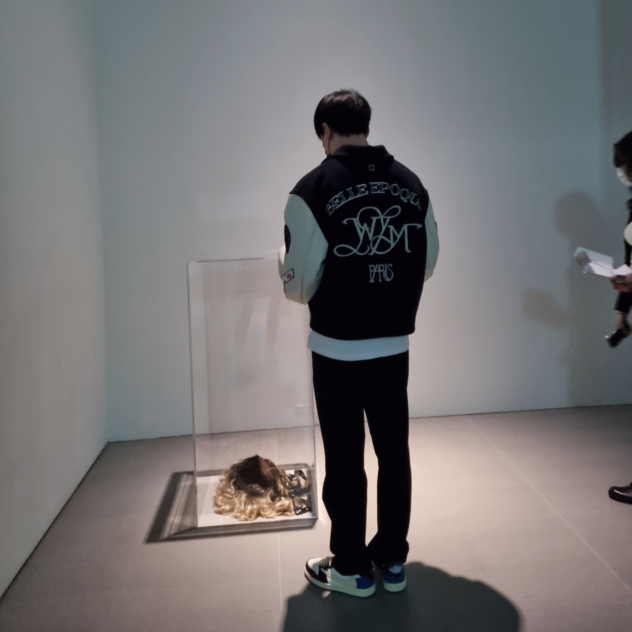 Wooyoungmi Varsity Jacket Grey - 22FW, Jordan 1 x Travis Scott x Fragment Retro Low OG SP Military Blue 착용 스타일