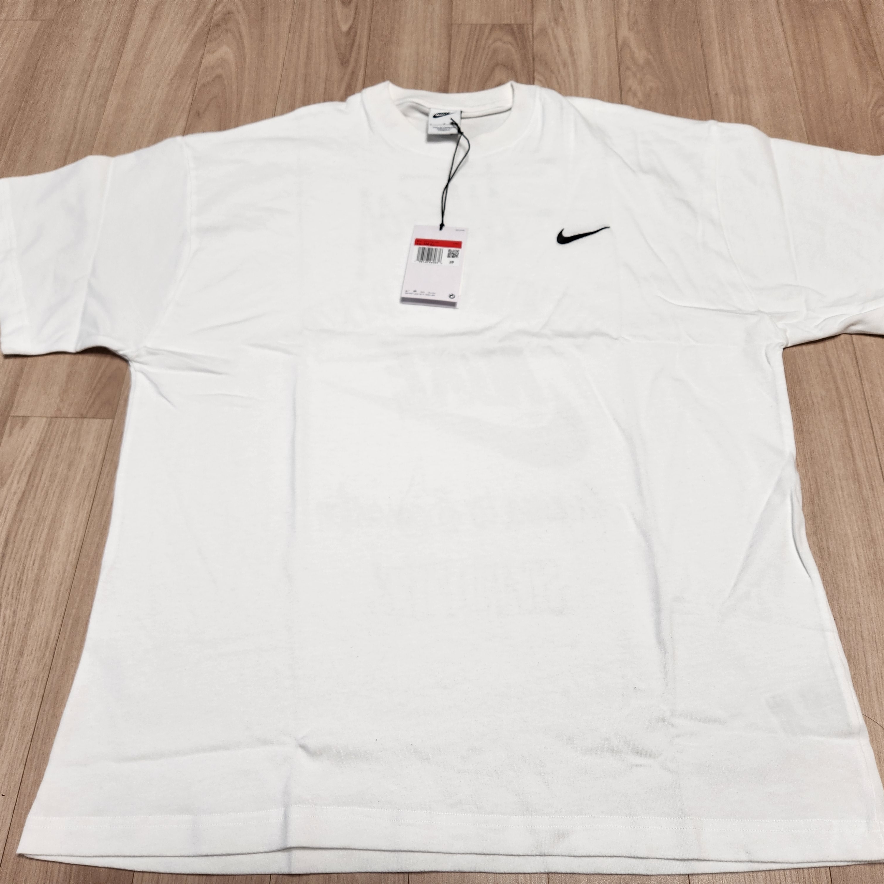 Nike x Stussy T-Shirt White (DV1774-100) 착용 스타일 - 2
