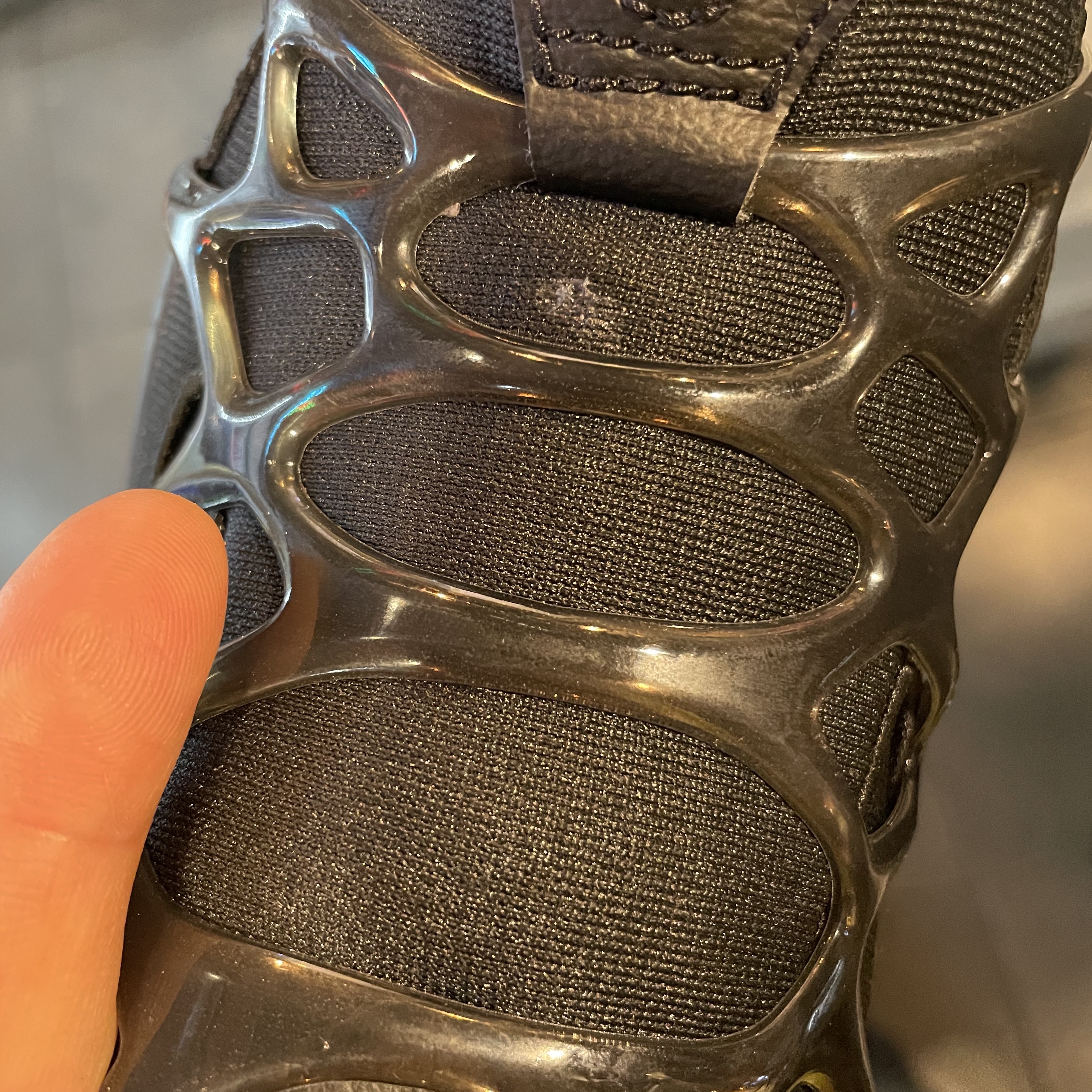 Nike Air Kukini Triple Black 착용 스타일