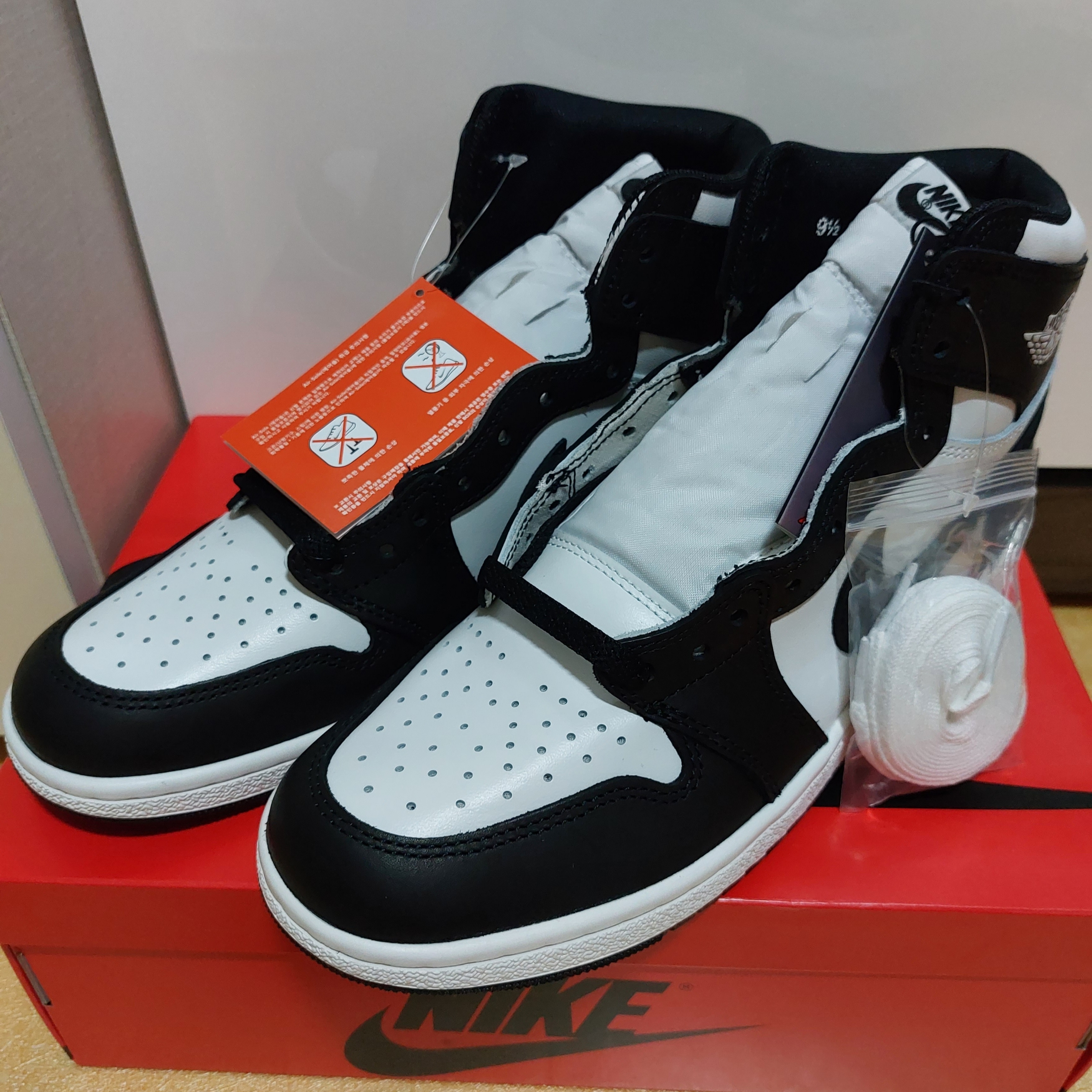 Jordan 1 High 85 Black White 착용 스타일