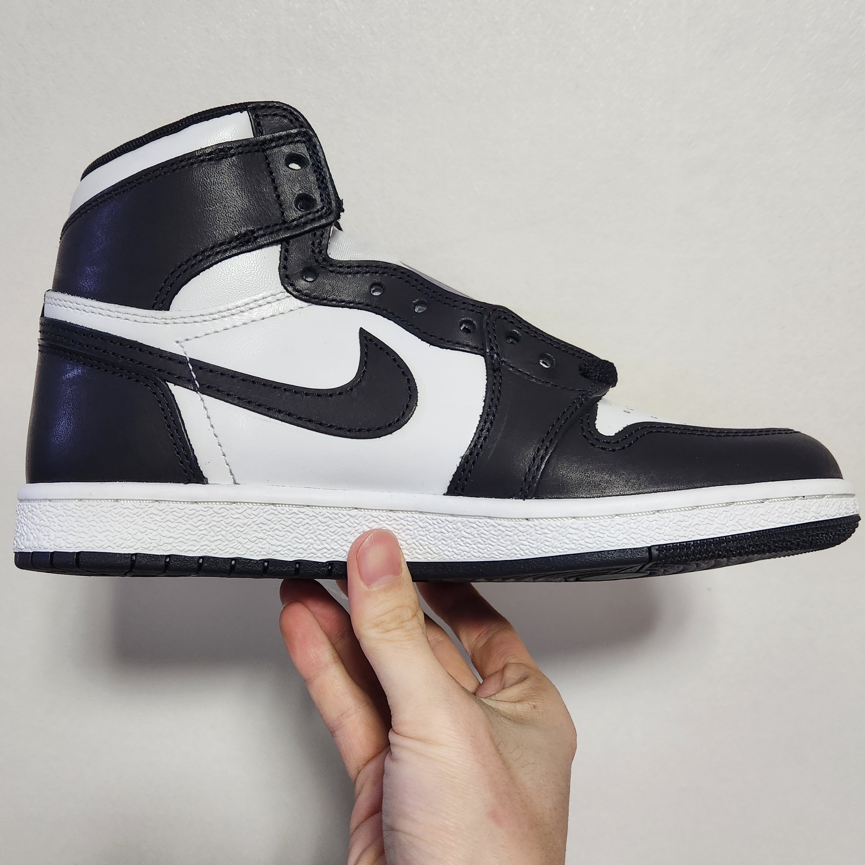 Jordan 1 High 85 Black White 착용 스타일 - 4