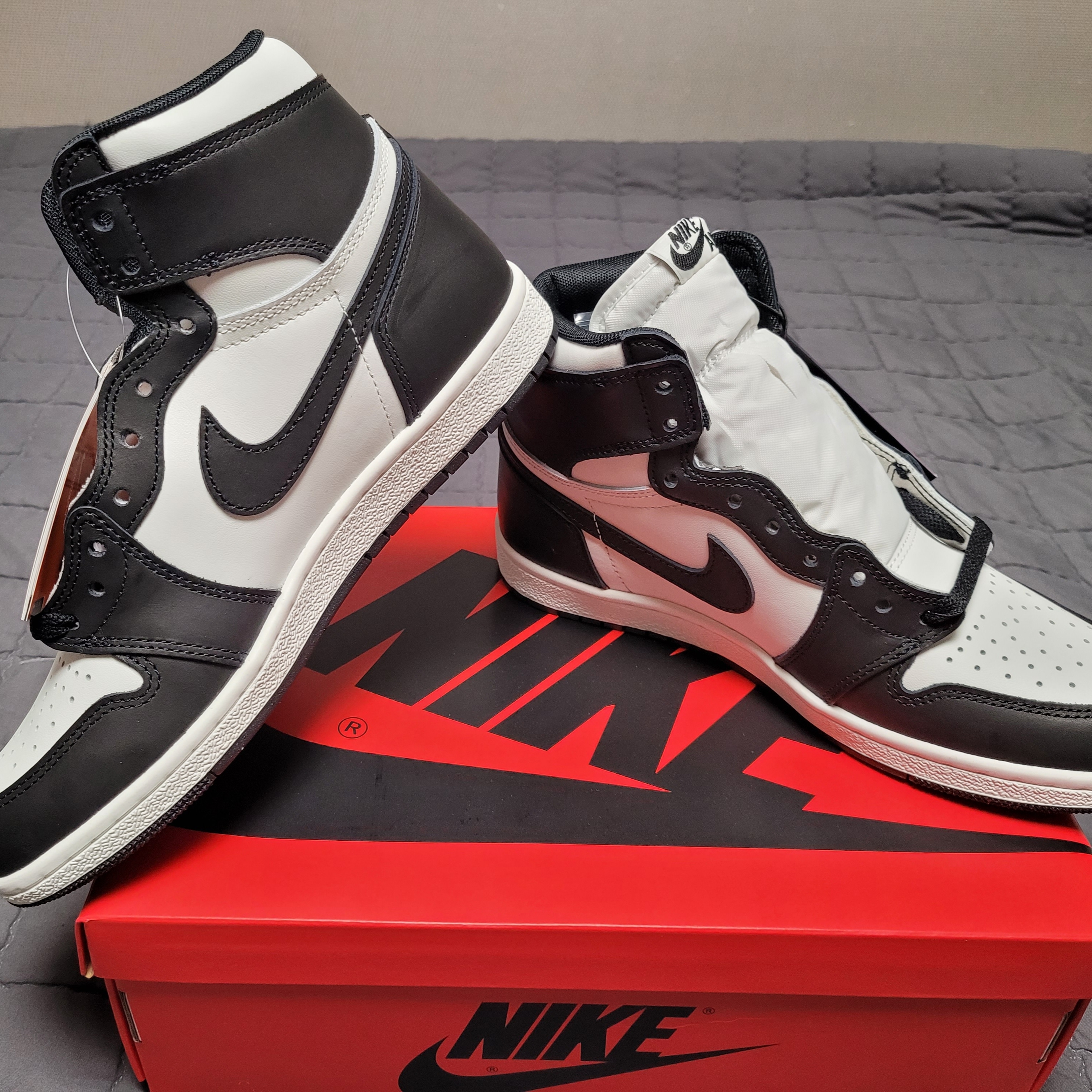 Jordan 1 High 85 Black White 착용 스타일 - 5