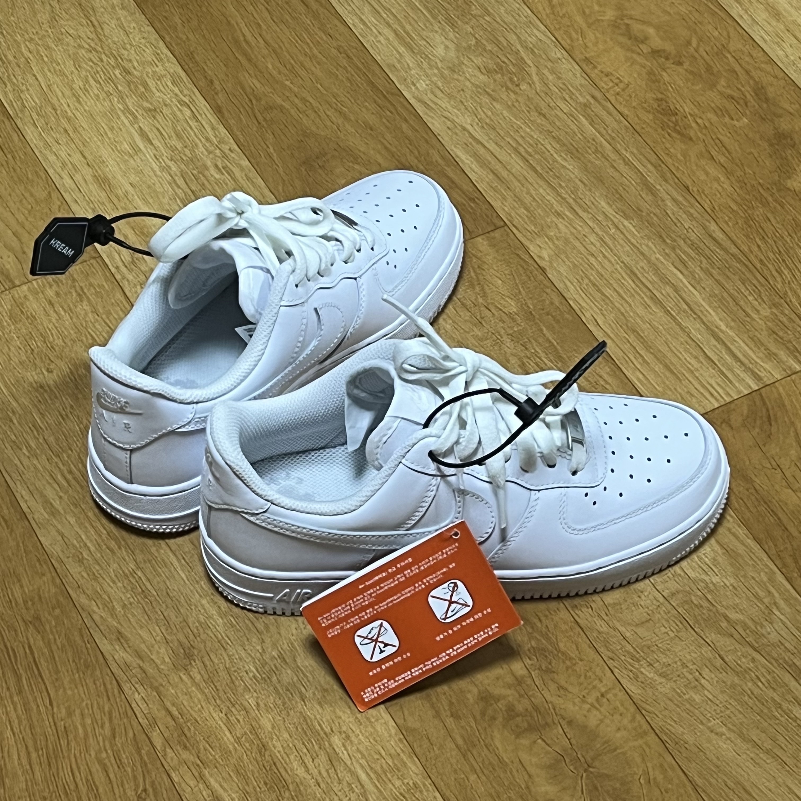 (W) Nike Air Force 1 '07 Low White 착용 스타일