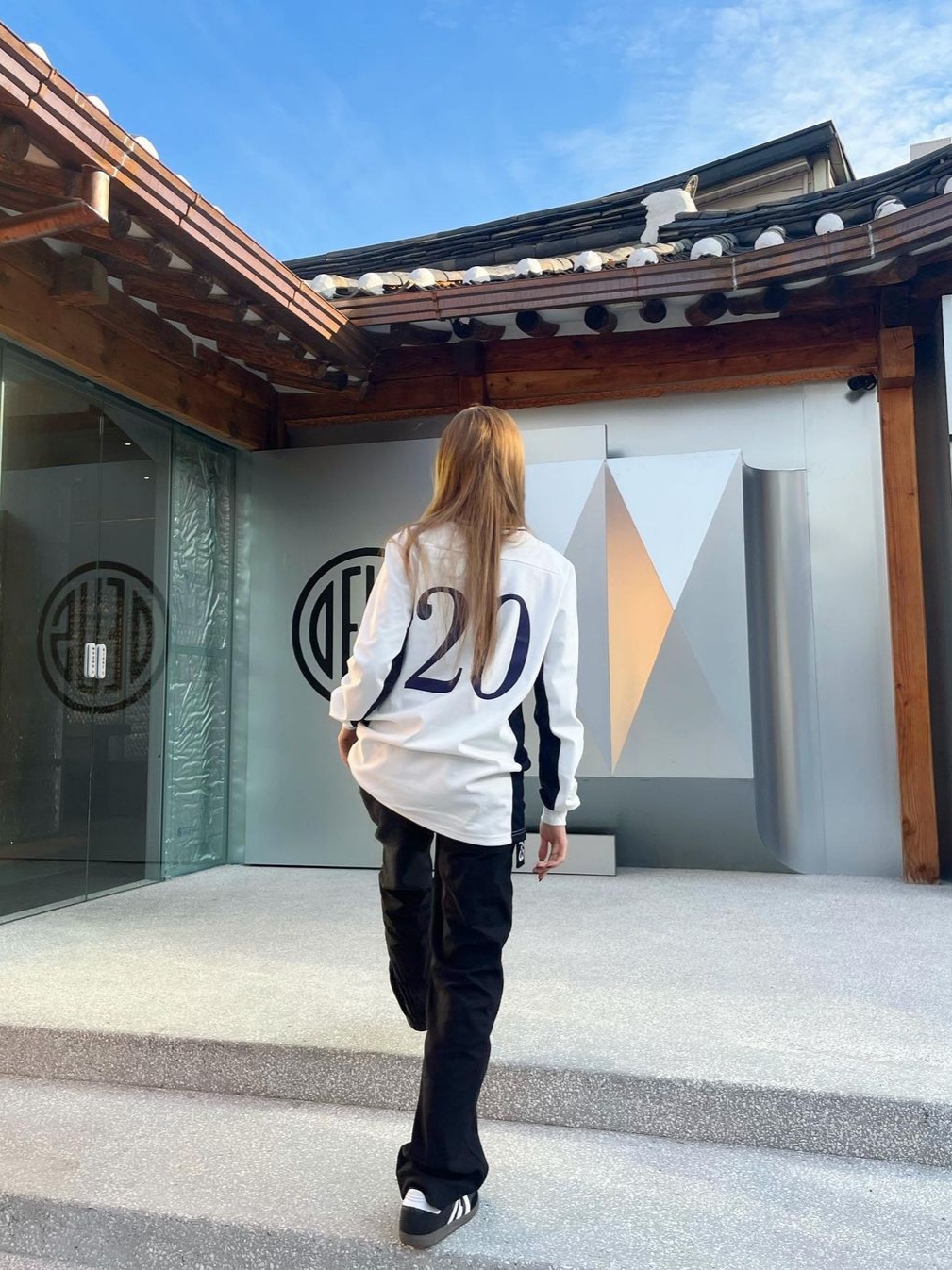 2000Archives Oversized Sporty T-Shirt White Pink, Adidas Superstar Core Black White 착용 스타일 - 2