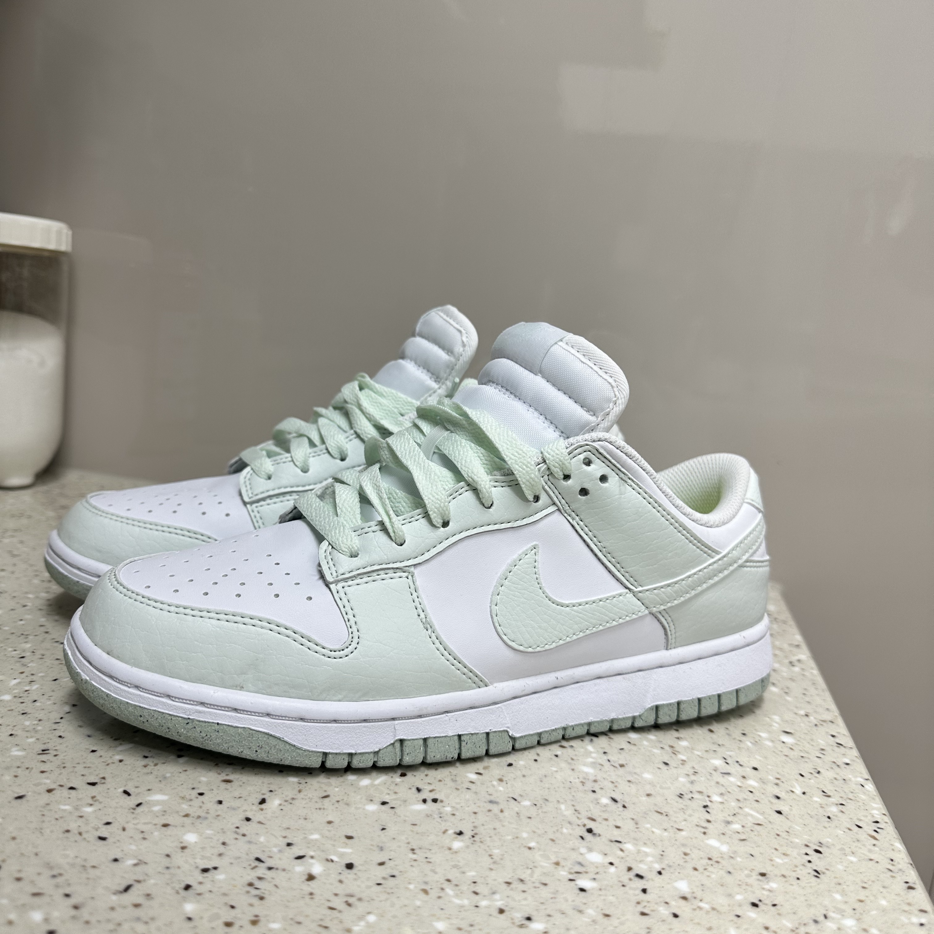 (W) Nike Dunk Low Next Nature Barely Green and White 착용 스타일