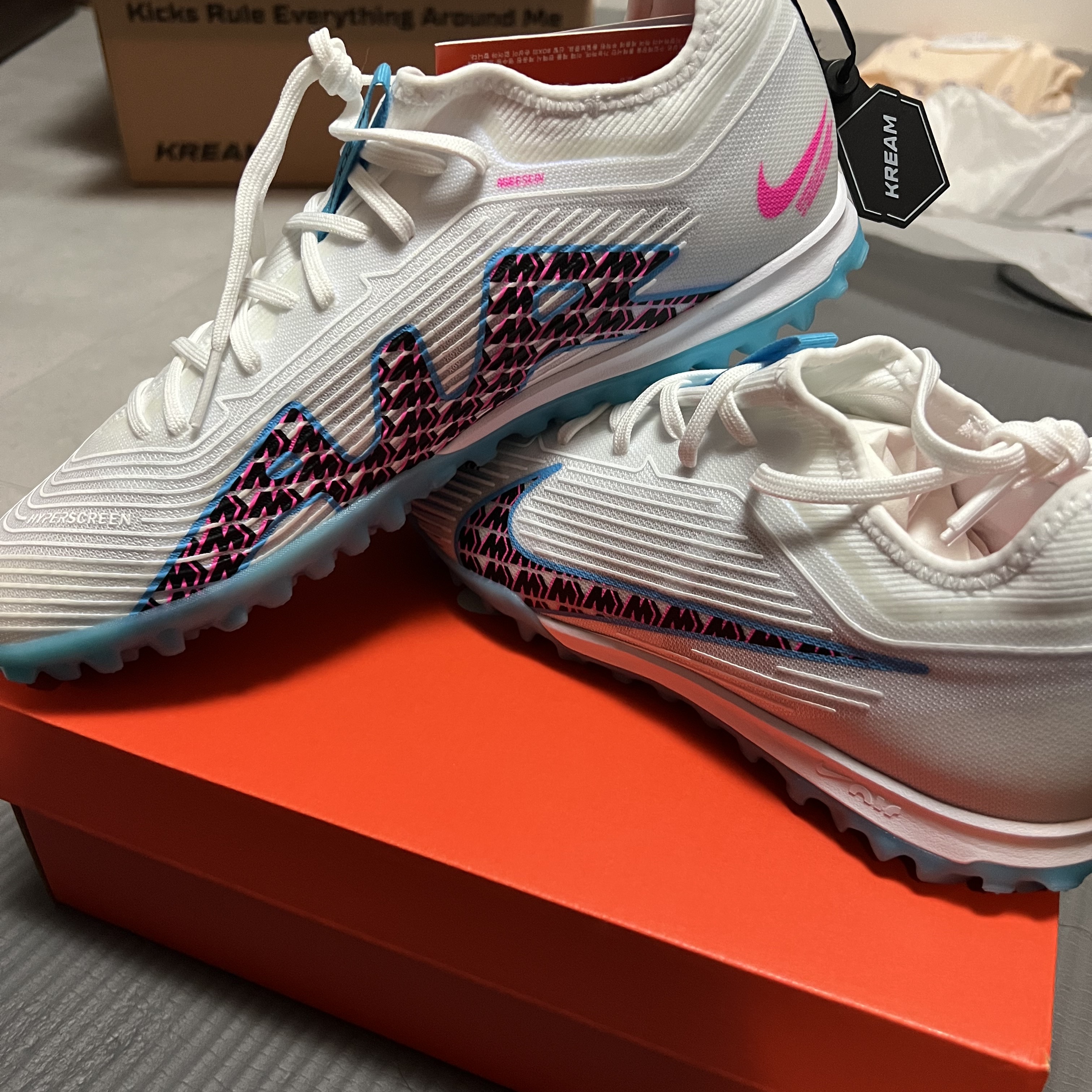 Nike Zoom Mercurial Vapor 15 Pro TF White Baltic Blue 착용 스타일