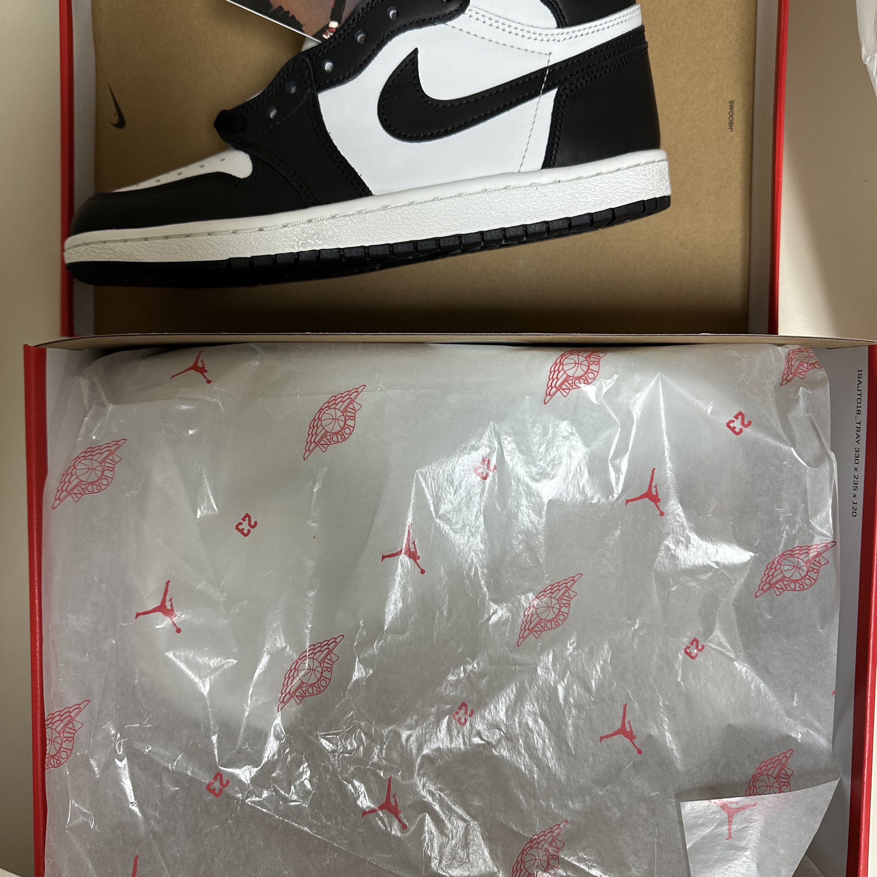 Jordan 1 High 85 Black White 착용 스타일 - 4