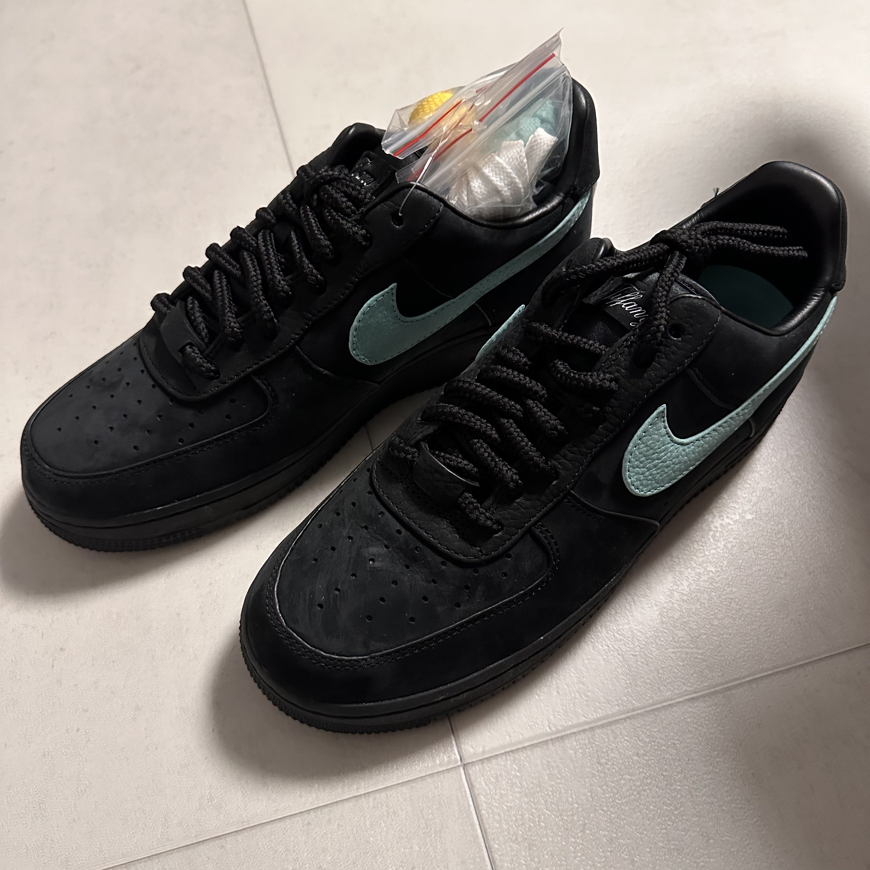 Nike x Tiffany & Co. Air Force 1 Low SP 1837 착용 스타일