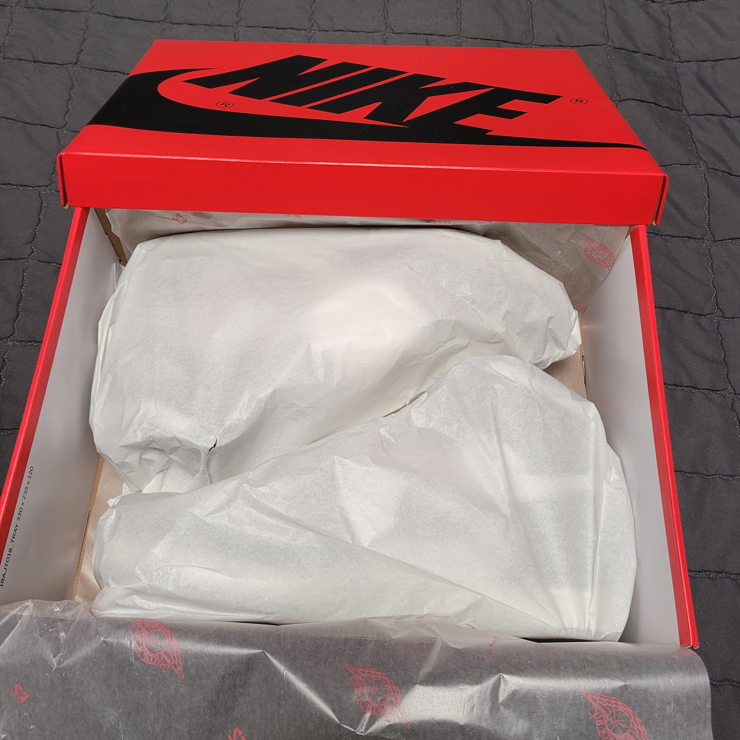 Jordan 1 High 85 Black White 착용 스타일 - 3
