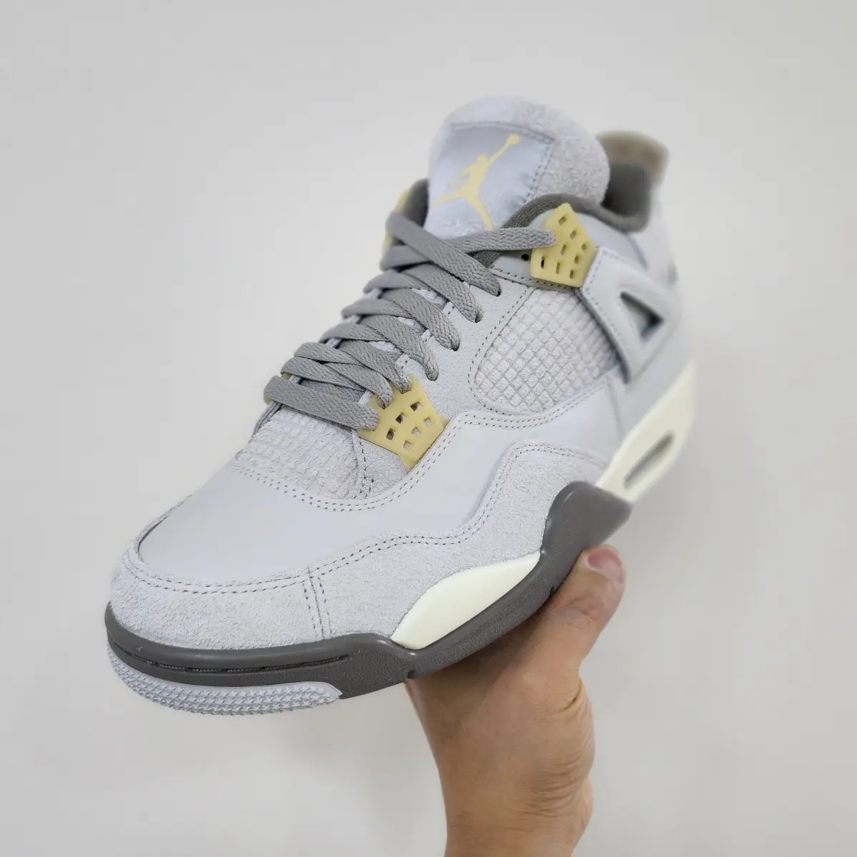 Jordan 4 Retro SE Craft, (GS) Jordan 4 Retro SE Craft 착용 스타일 - 1