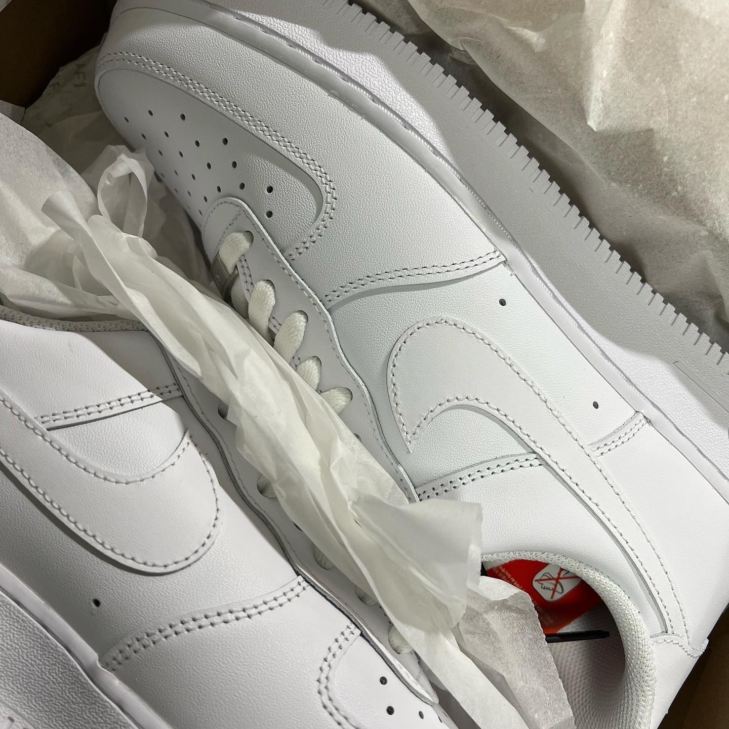 Nike Air Force 1 '07 Low White 착용 스타일