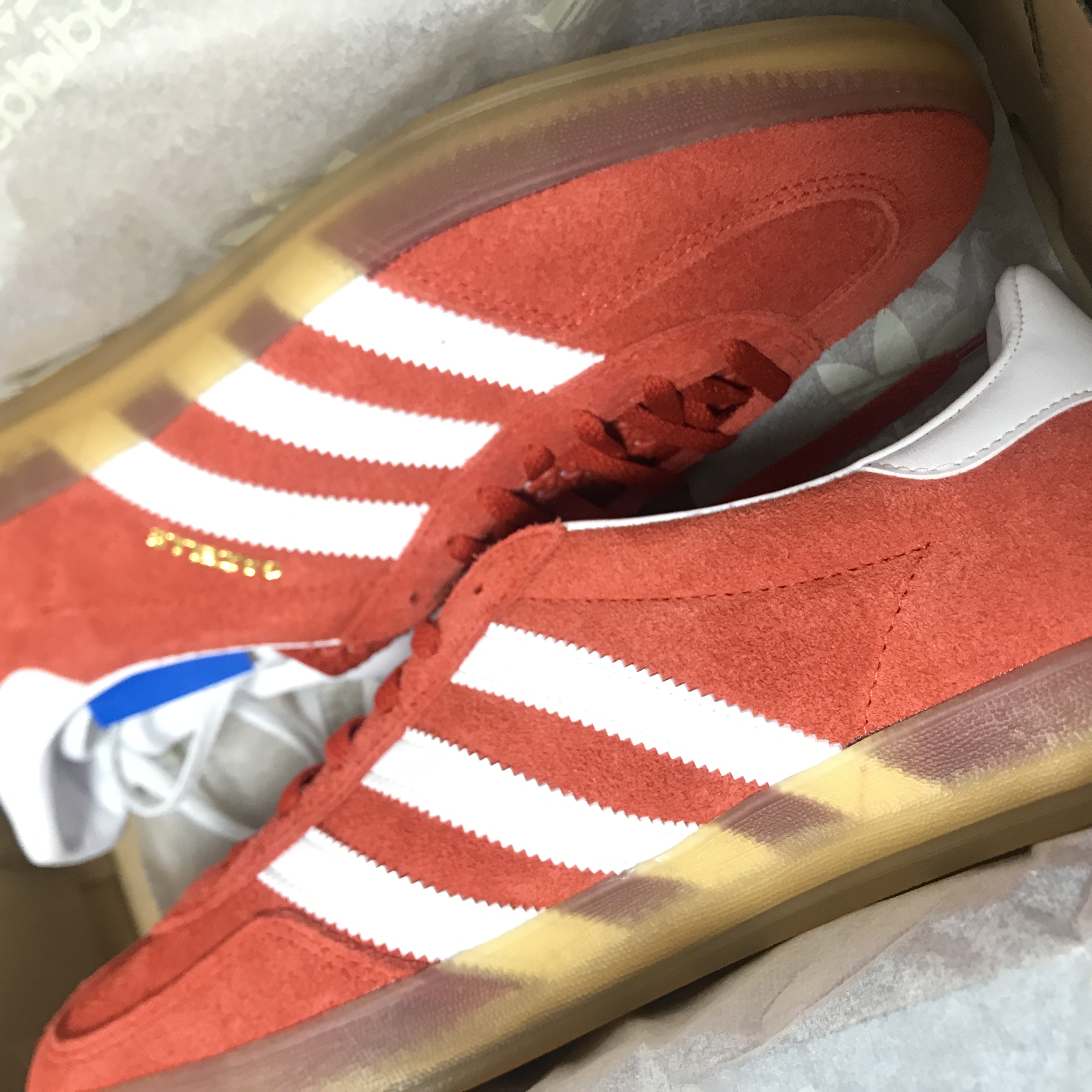 (W) Adidas Gazelle Indoor Bold Orange Cloud White 착용 스타일