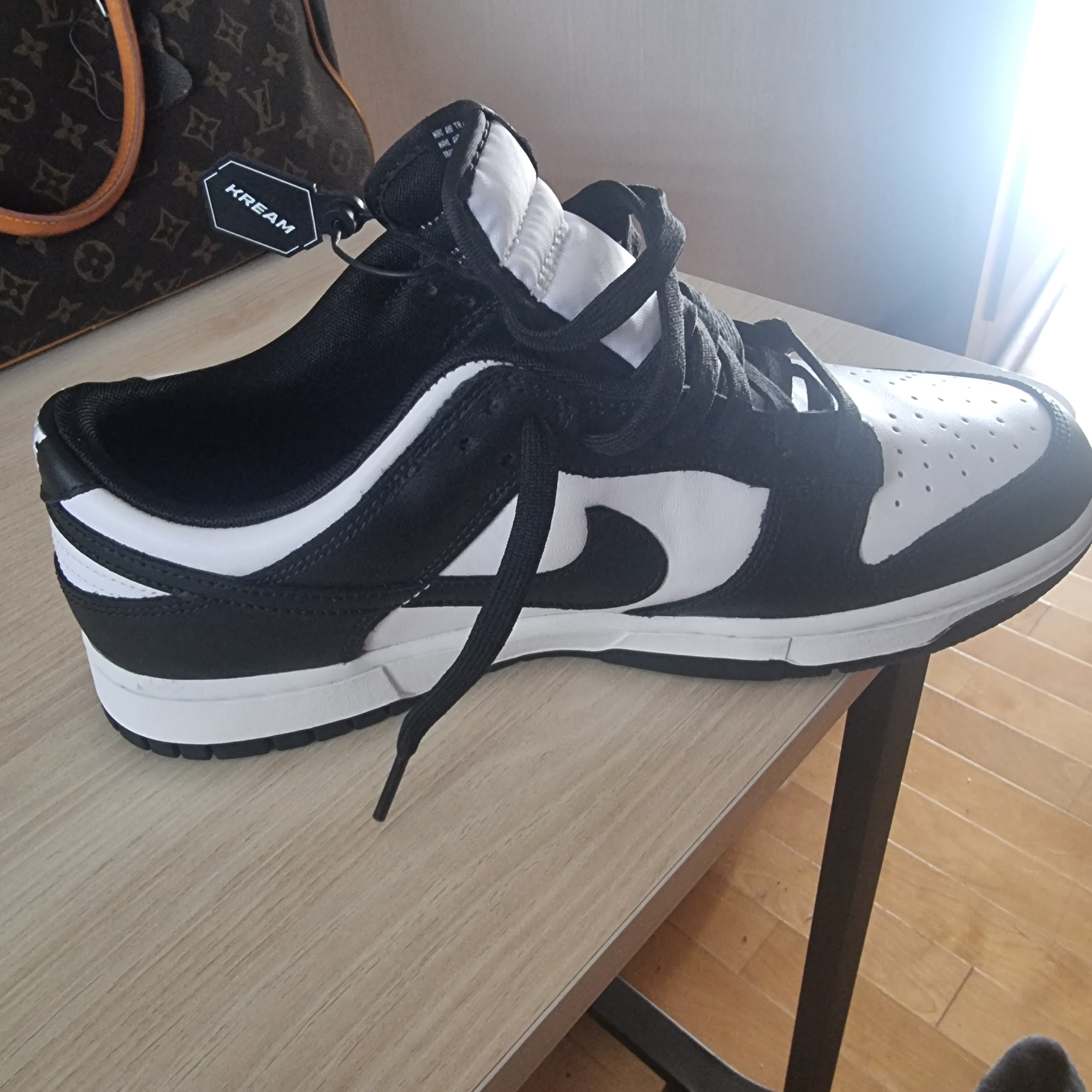 Nike Dunk Low Retro Black 착용 스타일