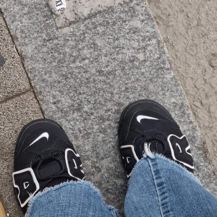 (GS) Nike Air More Uptempo Black White 2020 착용 스타일