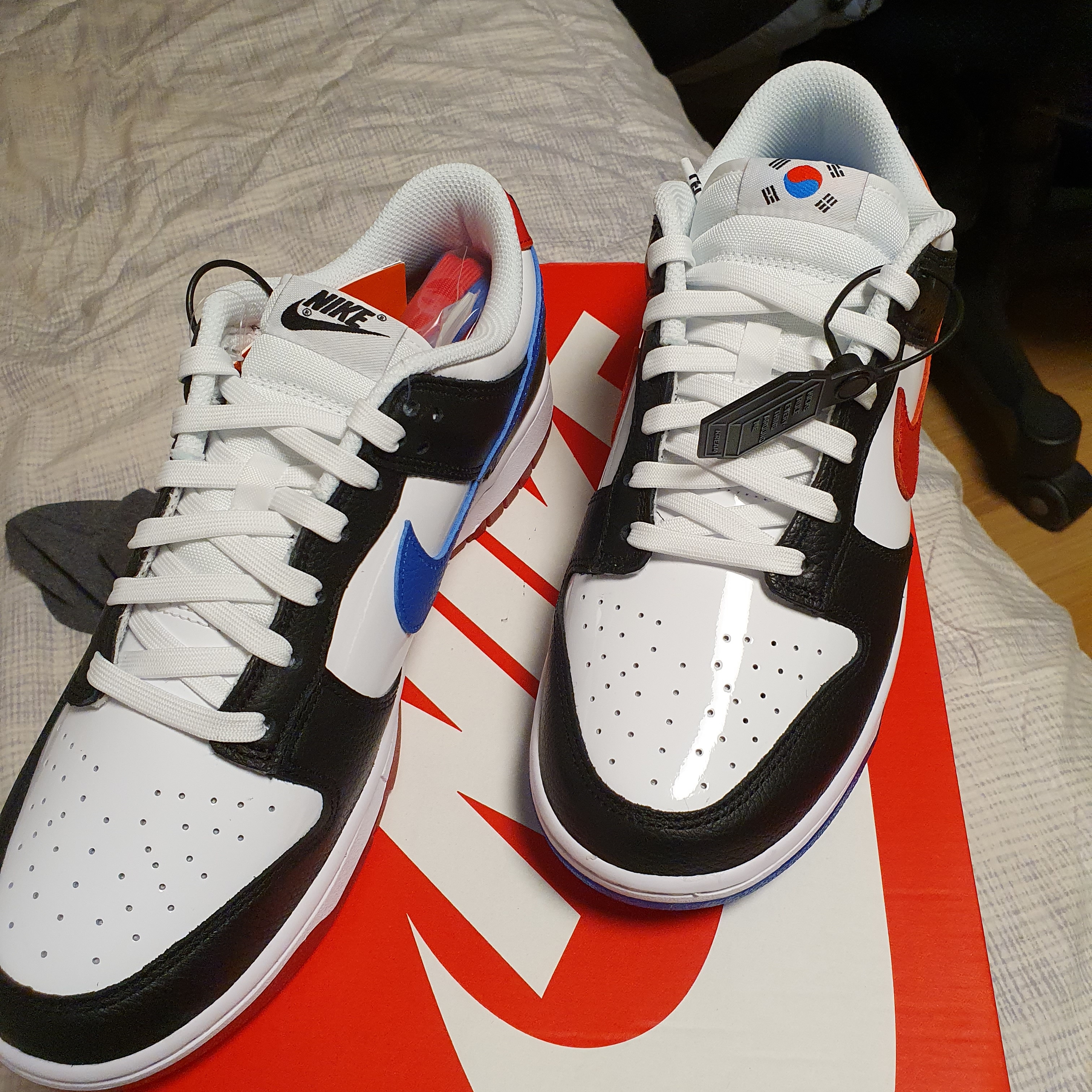 Nike Dunk Low SE Seoul 착용 스타일 - 3