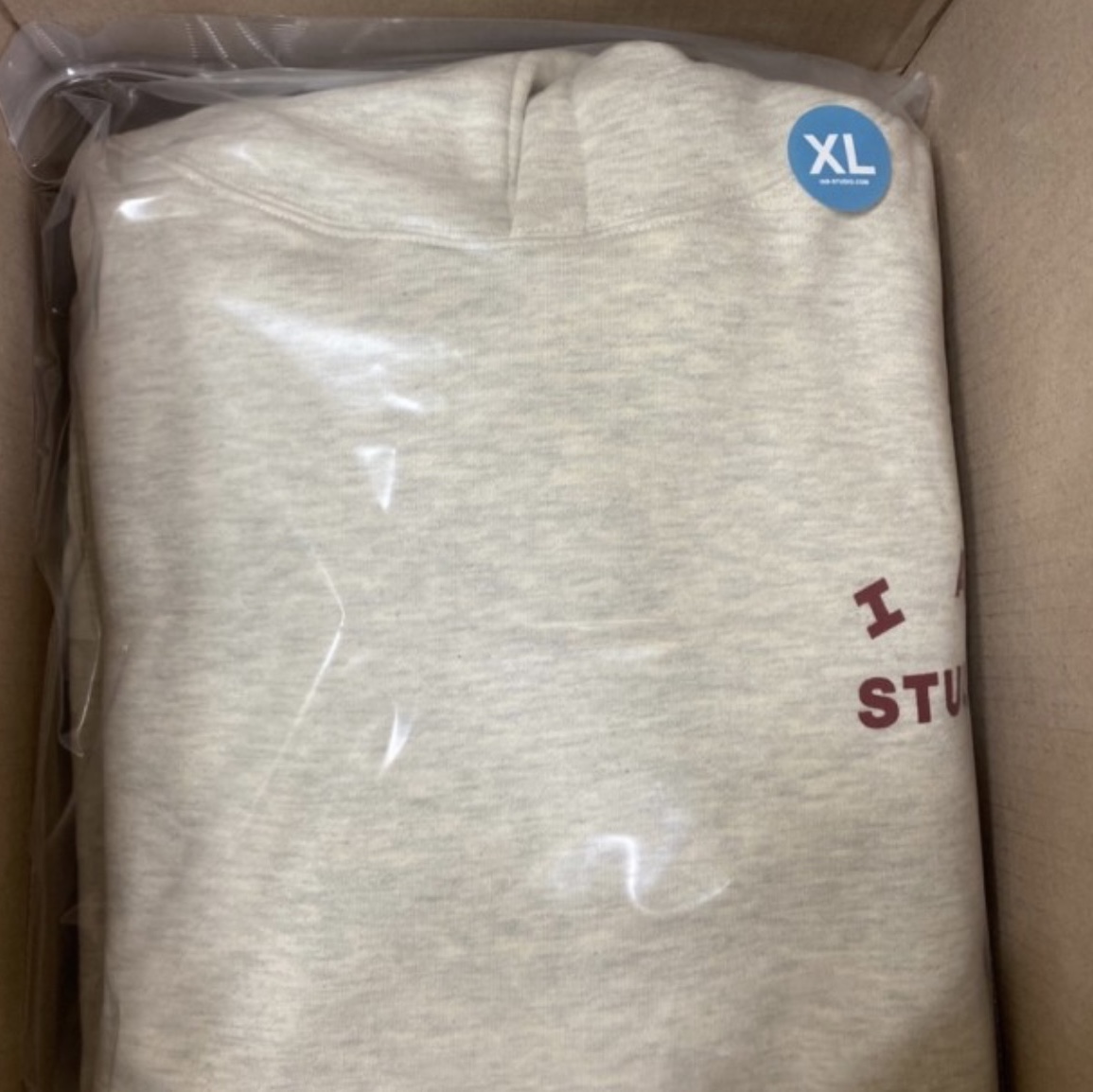 IAB Studio Hoodie Oatmeal Burgundy, IAB Studio Sweatpants Oatmeal Burgundy - 22SS 착용 스타일 - 1