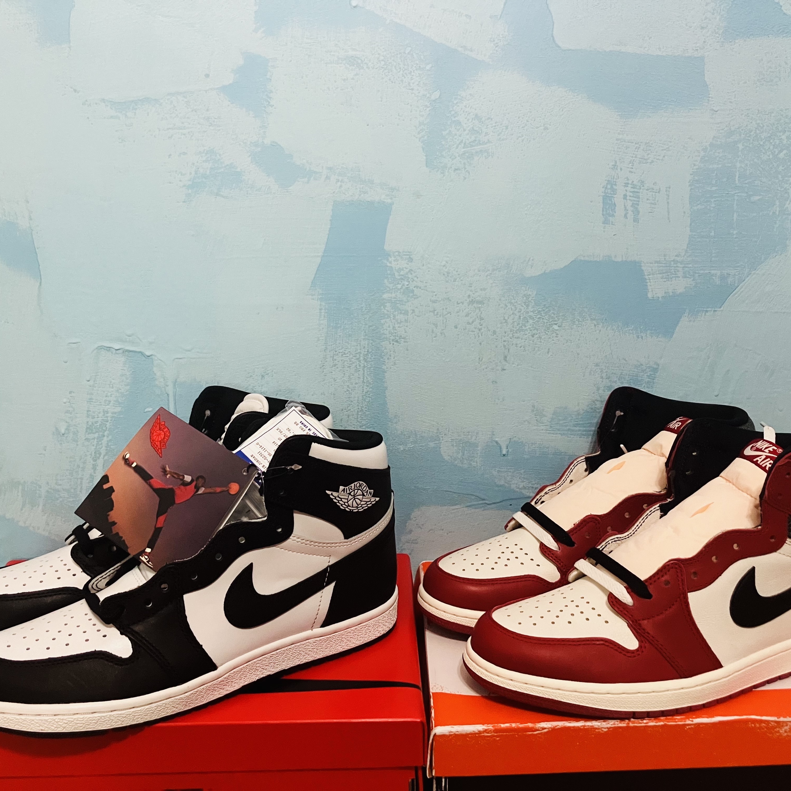 Jordan 1 High 85 Black White, Jordan 1 Retro High OG Chicago 2022 착용 스타일 - 1