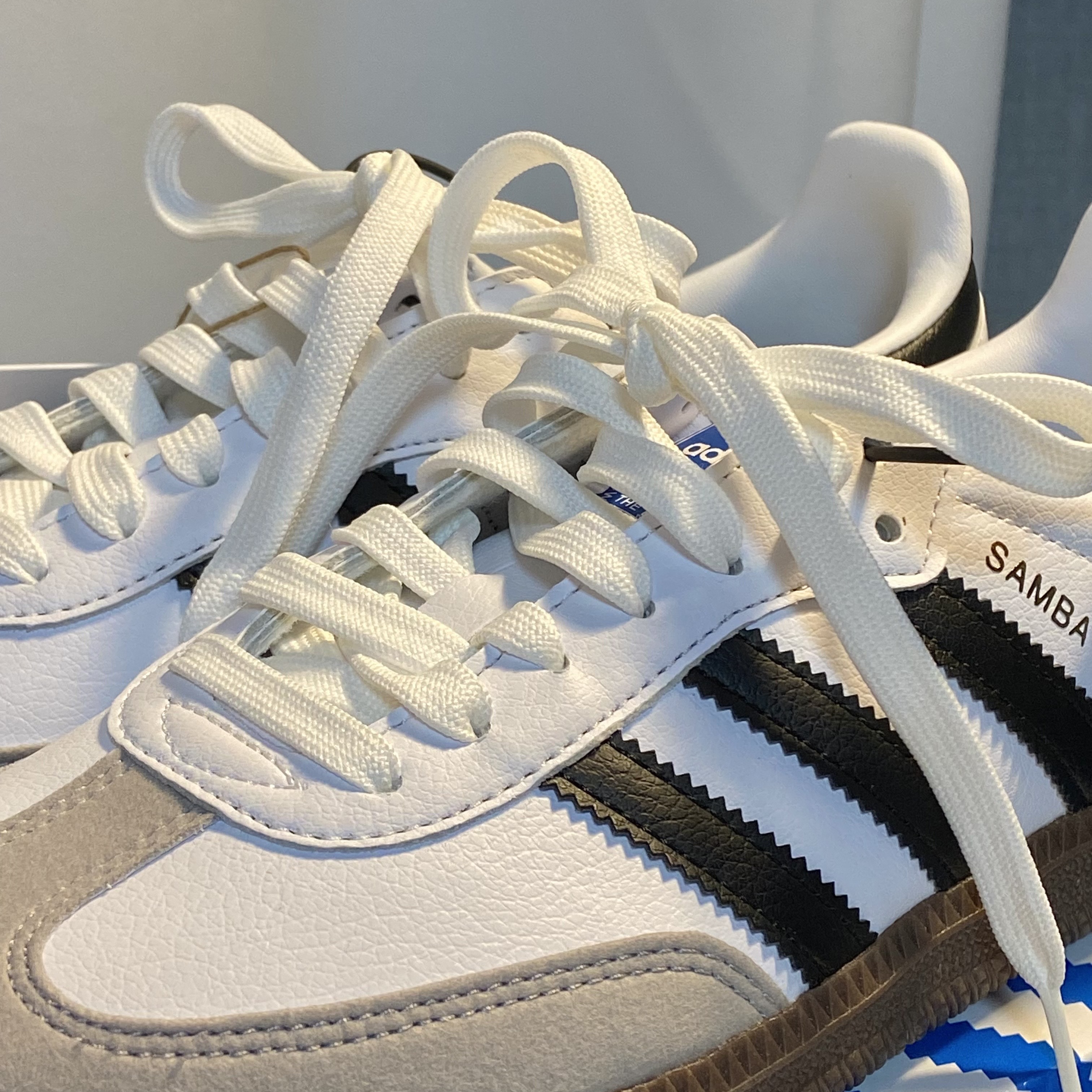 Adidas Samba Vegan White Black 착용 스타일 - 4