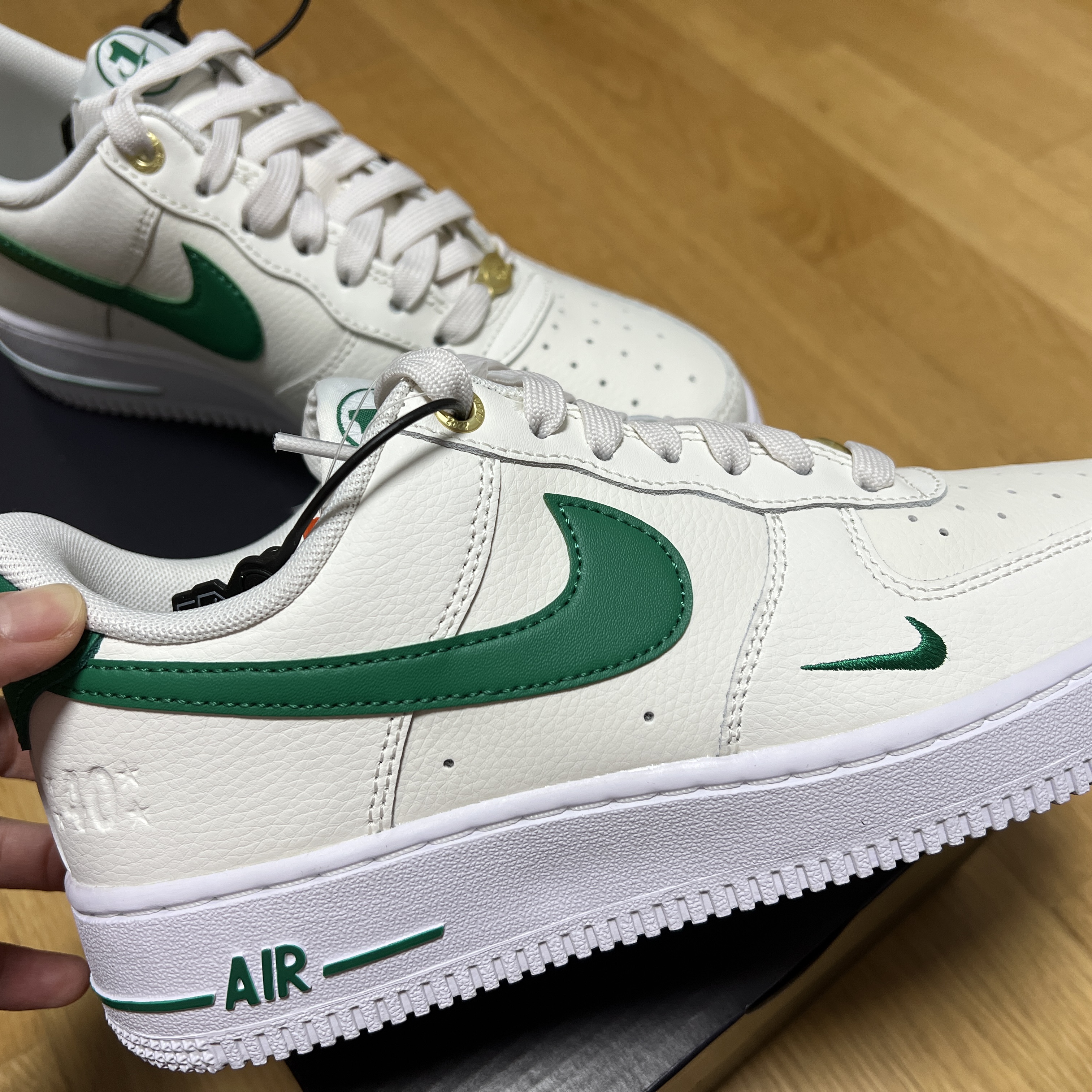 (W) Nike Air Force 1 '07 SE 40th Anniversary Join Forces Sail Malachite 착용 스타일