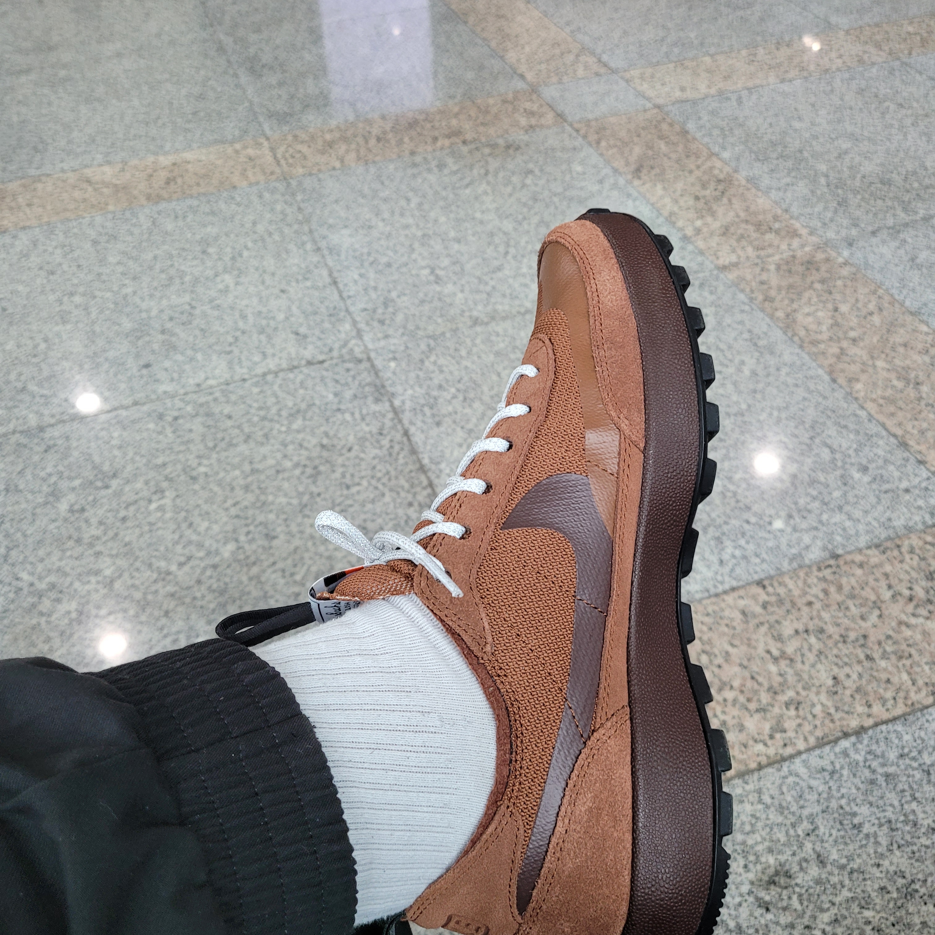 Nike x Tom Sachs General Purpose Shoe Brown 착용 스타일 - 3