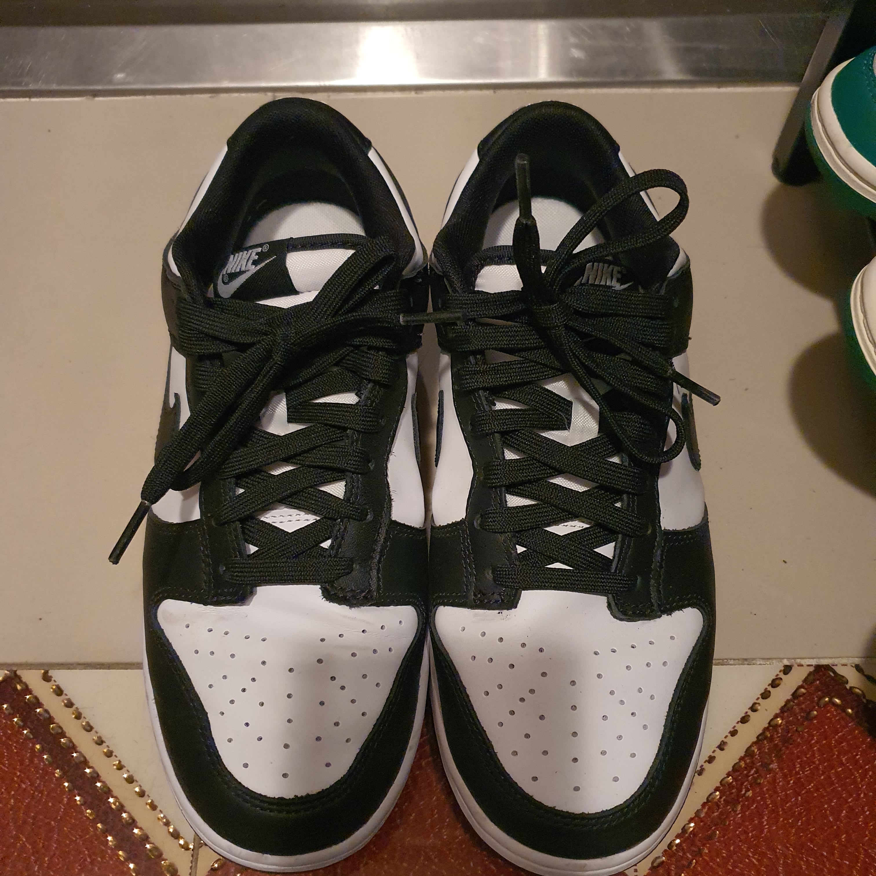 Nike Dunk Low Retro Black 착용 스타일