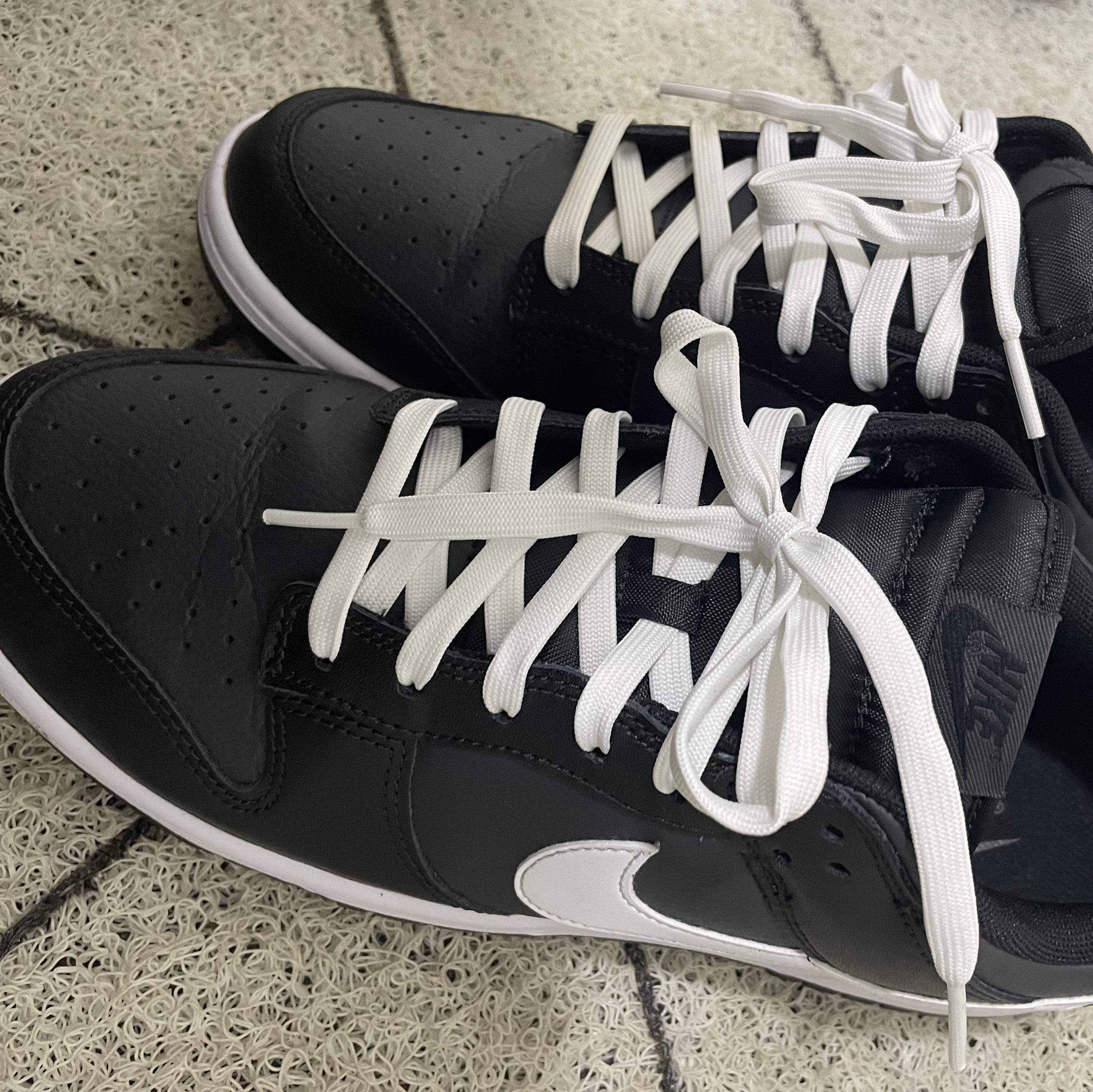 Nike Dunk Low Retro Black White 착용 스타일