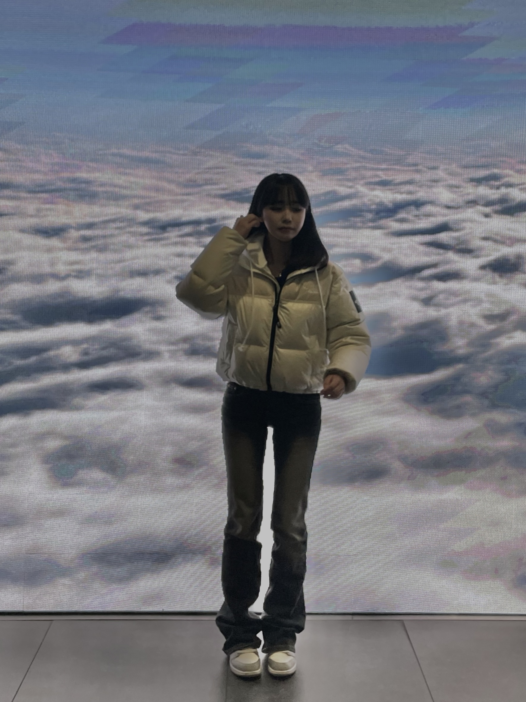 (W) The North Face White Label Novelty Nuptse Down Jacket Cream, (PS) Jordan 1 Mid Light Smoke Grey Anthracite 착용 스타일 - 2