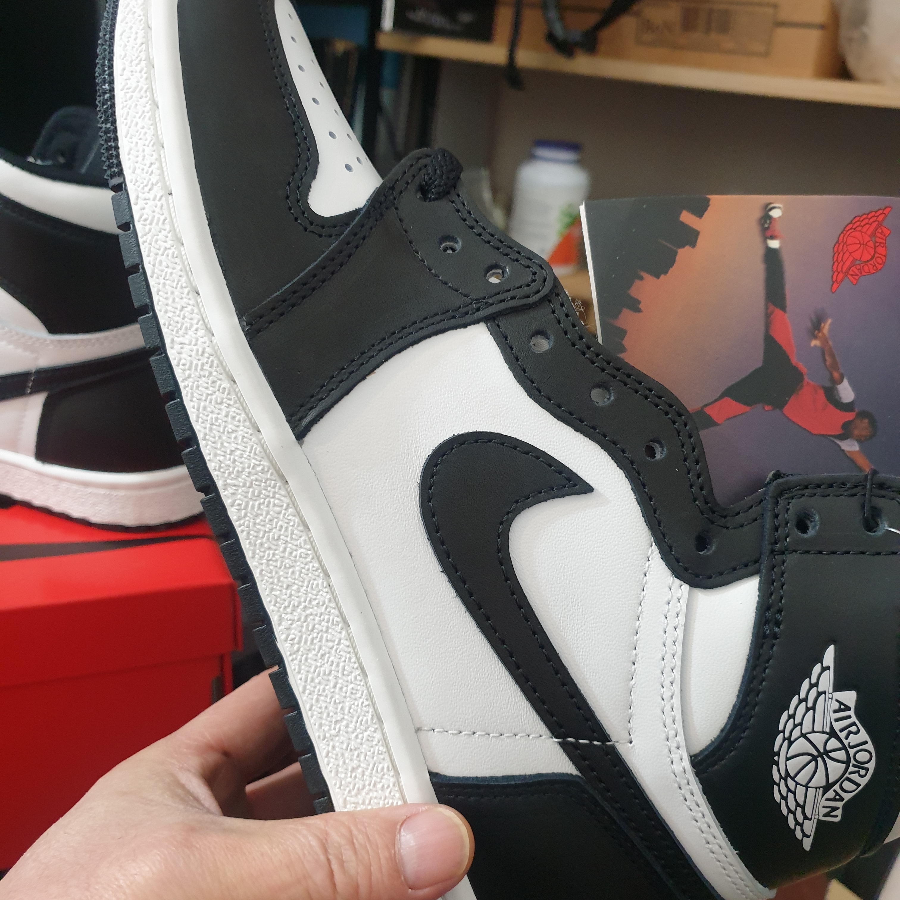Jordan 1 High 85 Black White 착용 스타일 - 3