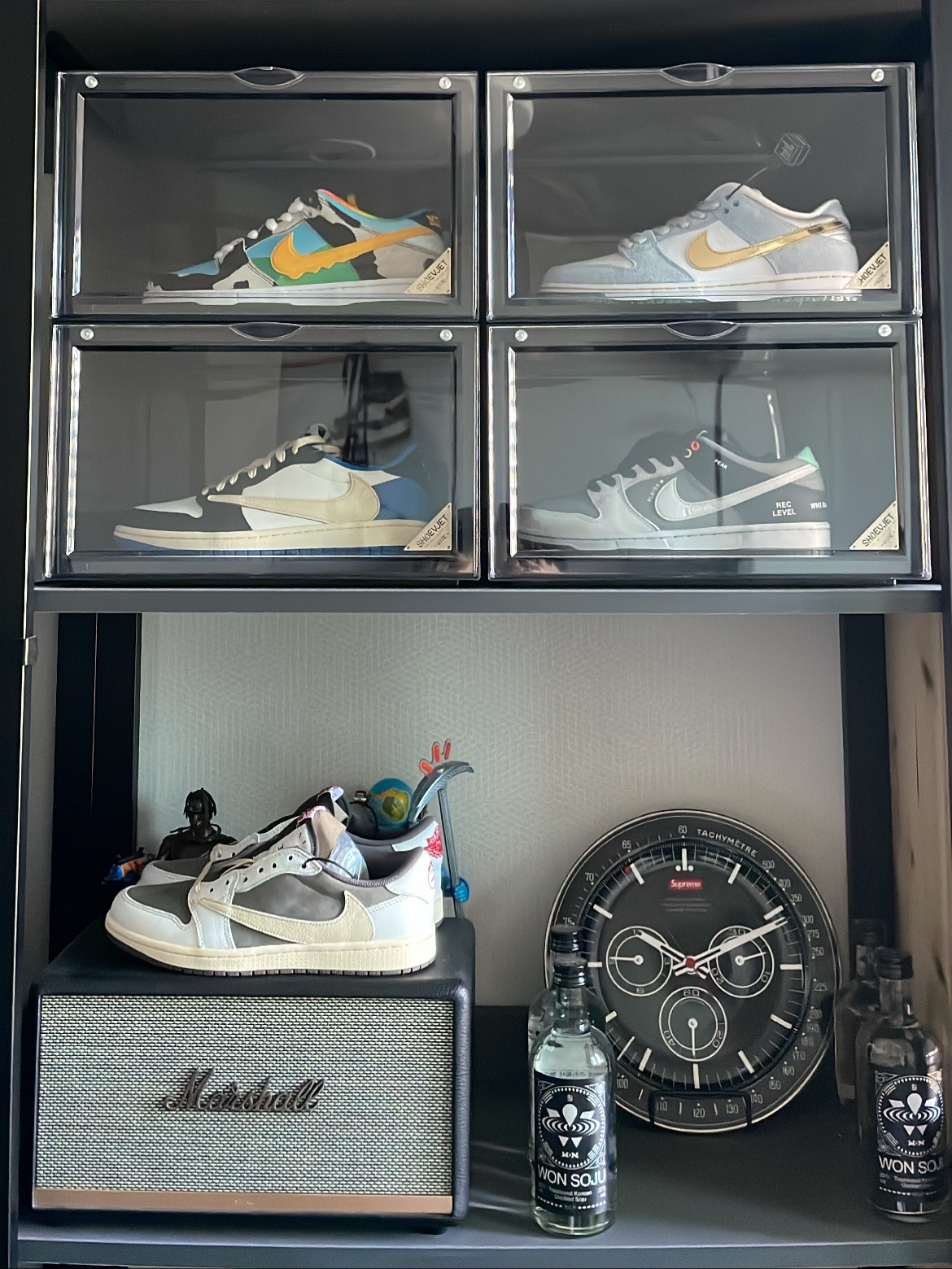 Nike x Ben & Jerry's SB Dunk Low Chunky Dunky, Nike x Sean Cliver SB Dunk Low Holiday Special 착용 스타일
