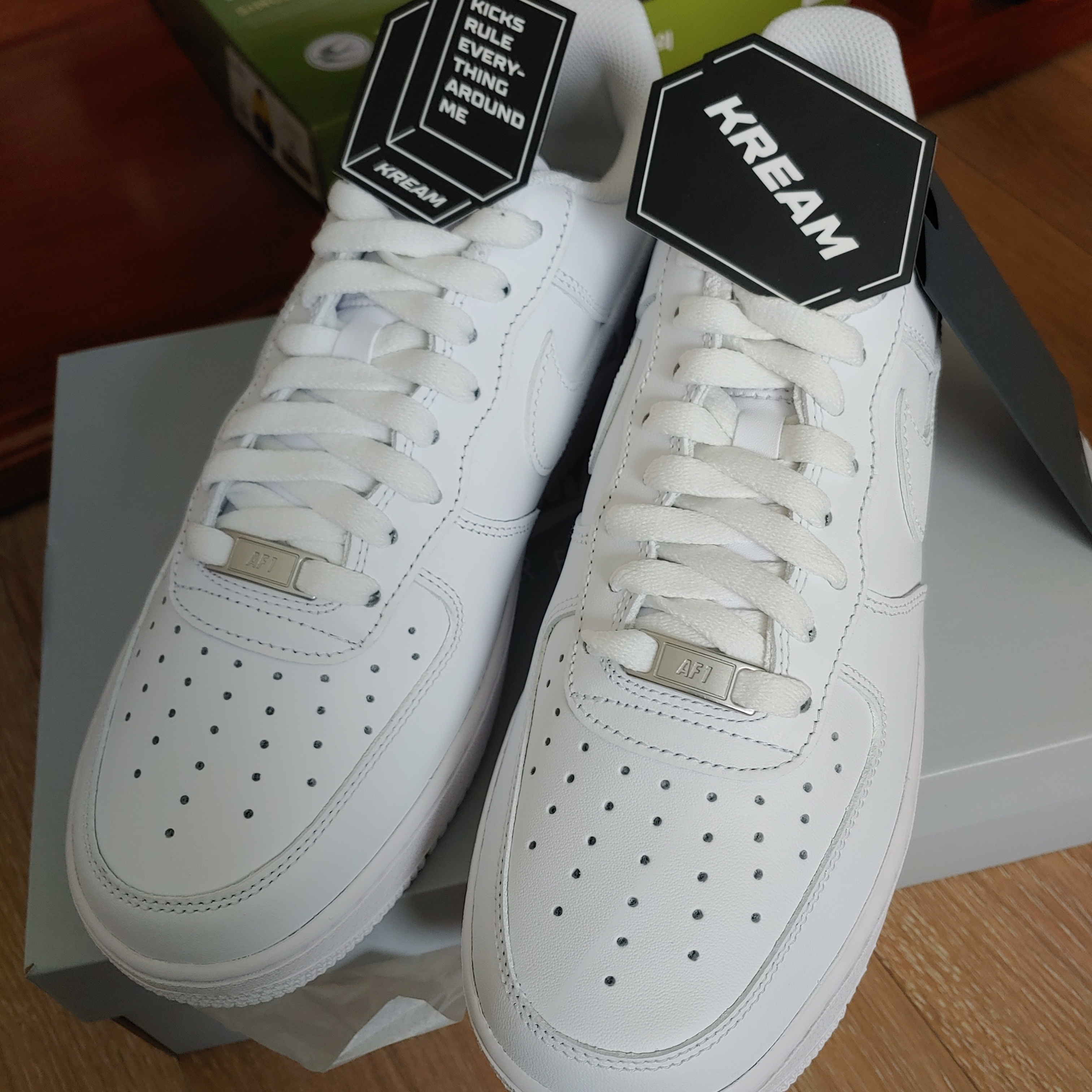Nike Air Force 1 '07 Low White 착용 스타일
