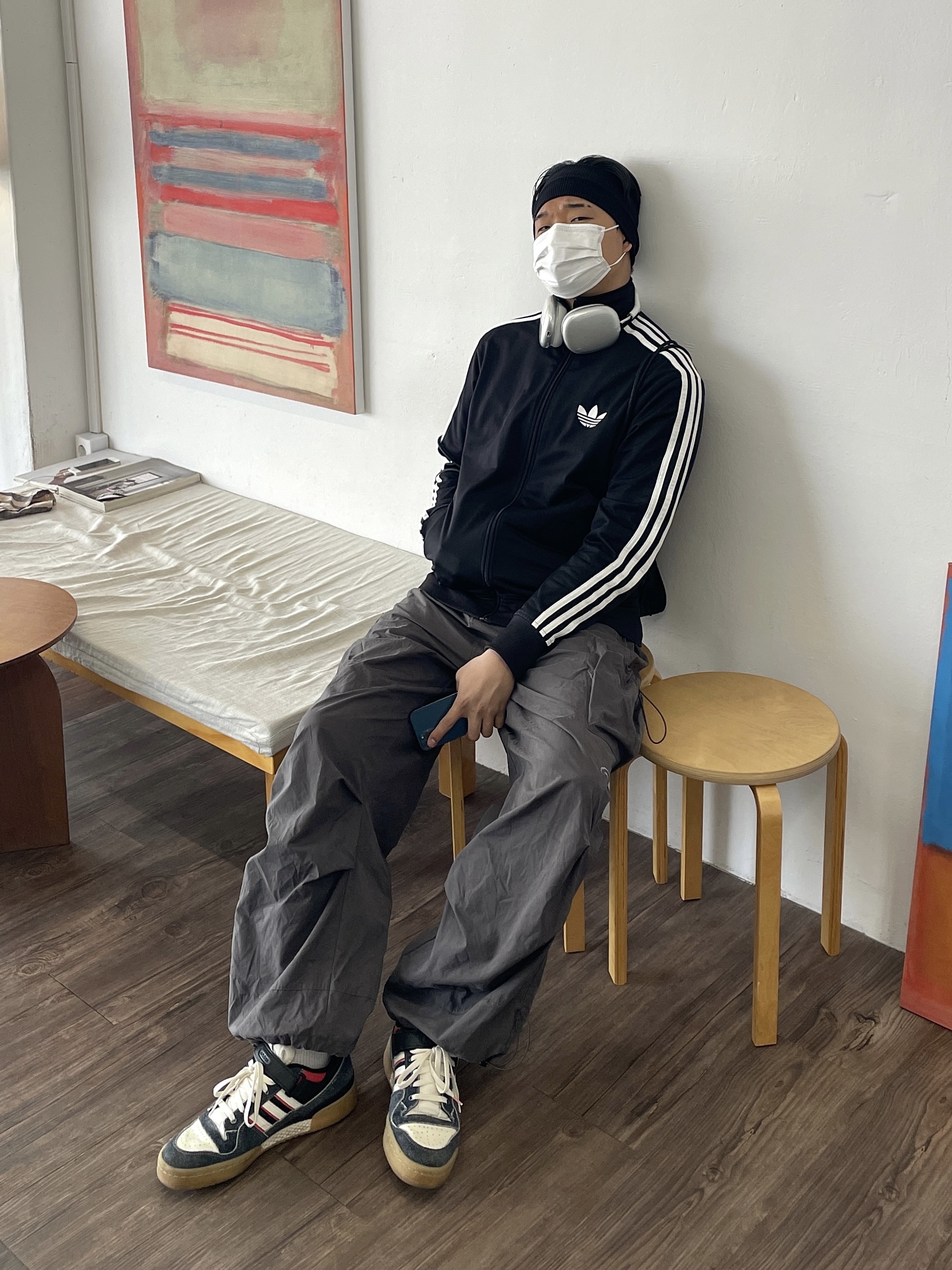 Adidas x Midwest Kids Forum 84 Low Black, Apple AirPods Max Lightning Silver (Korean Ver.) 착용 스타일 - 1