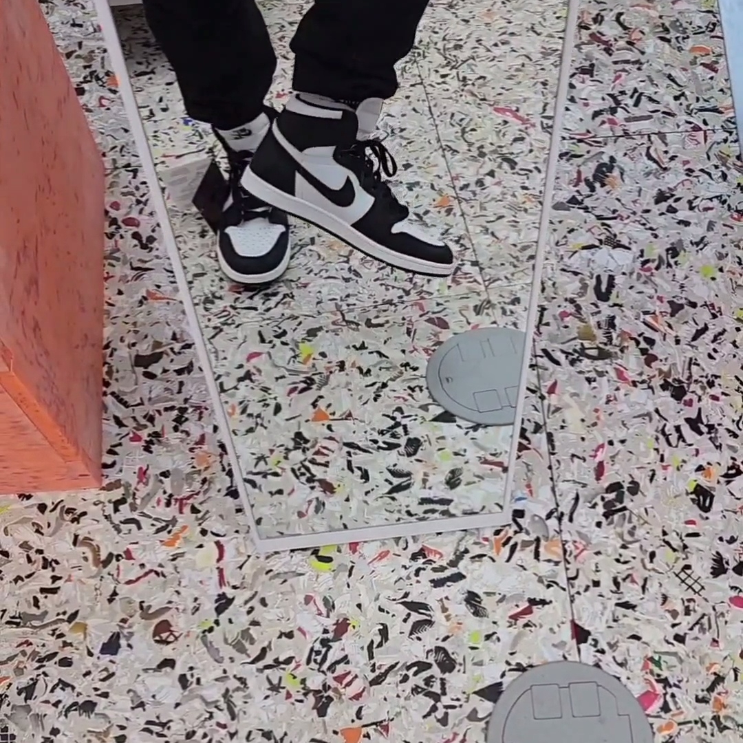 Jordan 1 High 85 Black White 착용 스타일 - 3