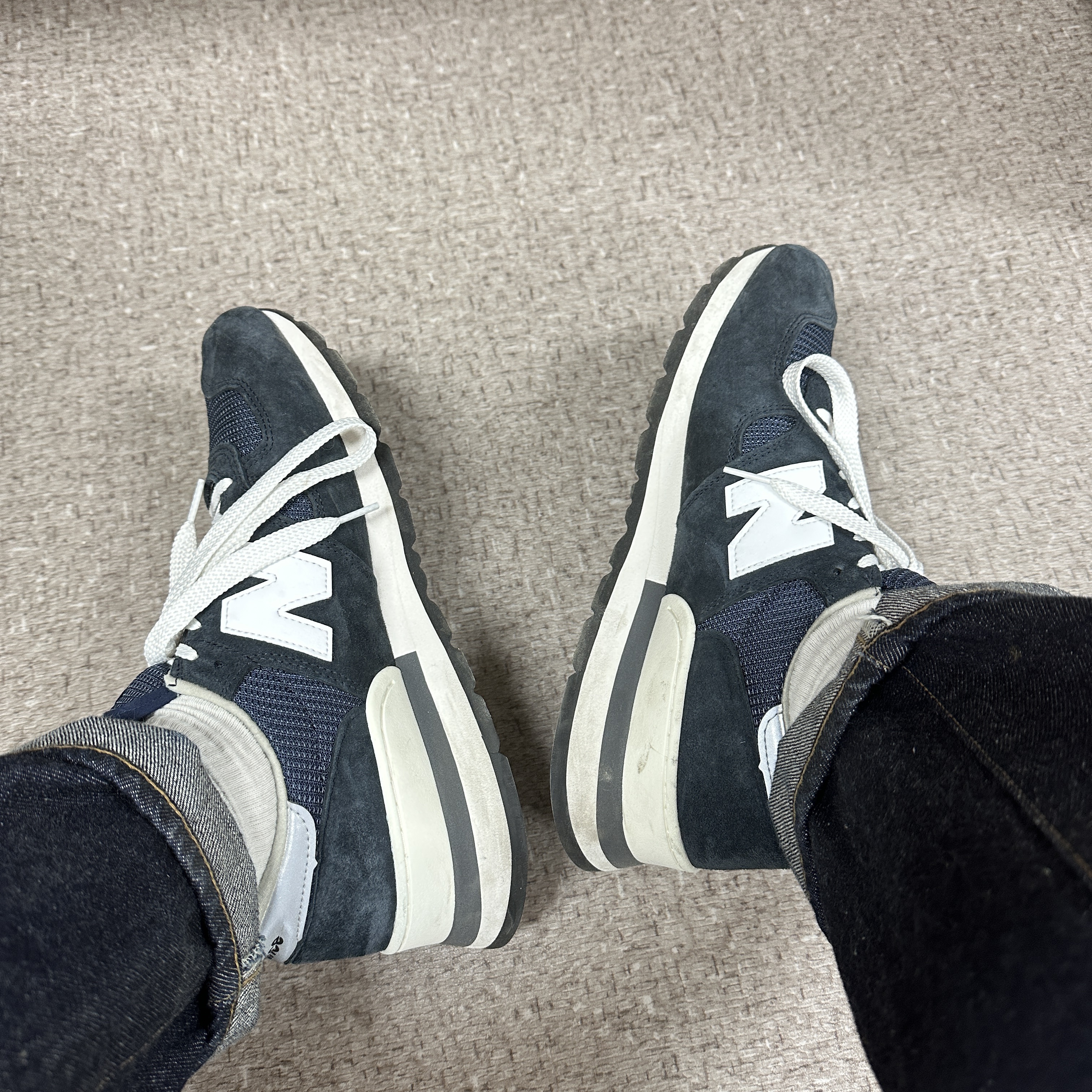 New Balance 990v1 Made in USA Navy 착용 스타일