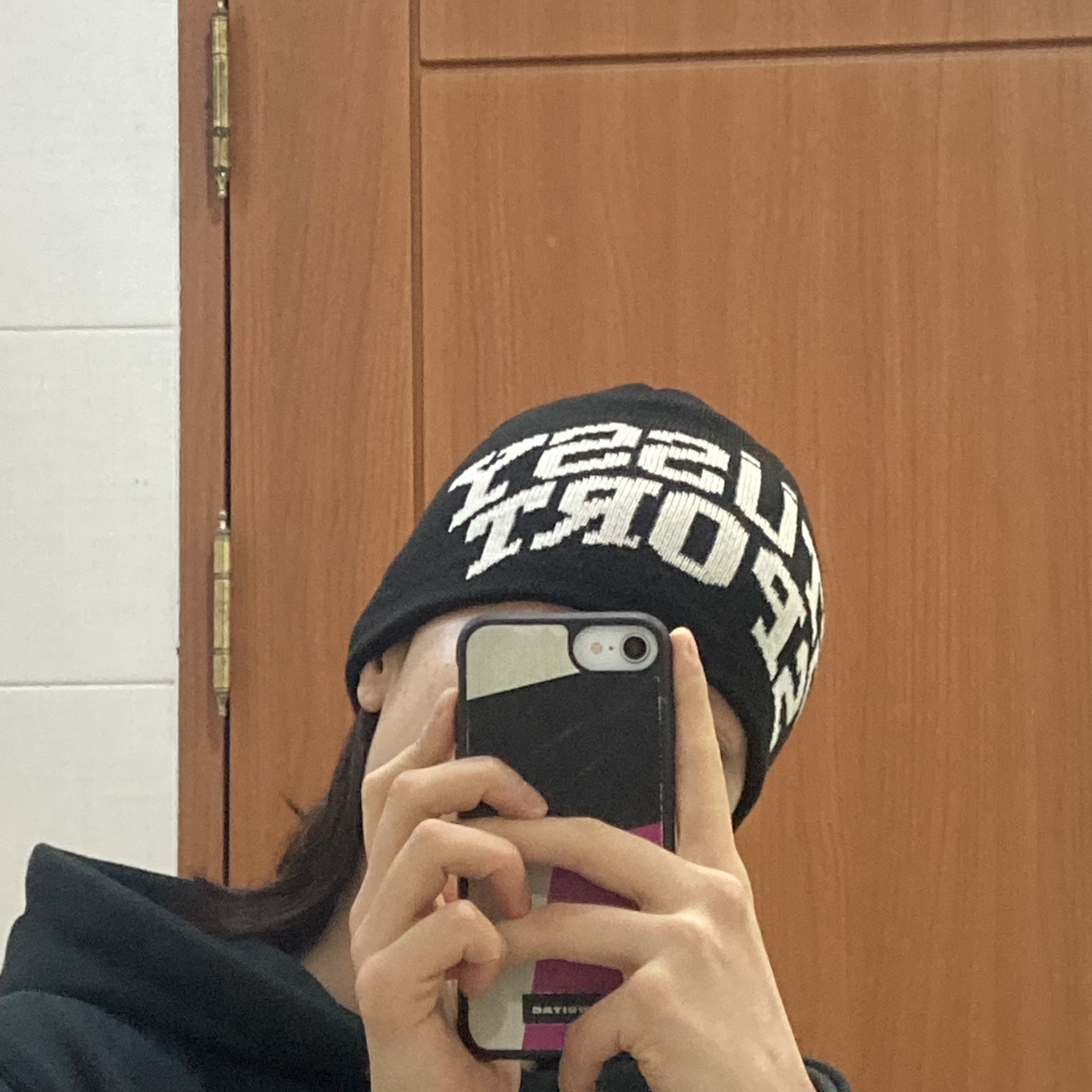 Stussy Sport Jacquard Skullcap Beanie Black 착용 스타일