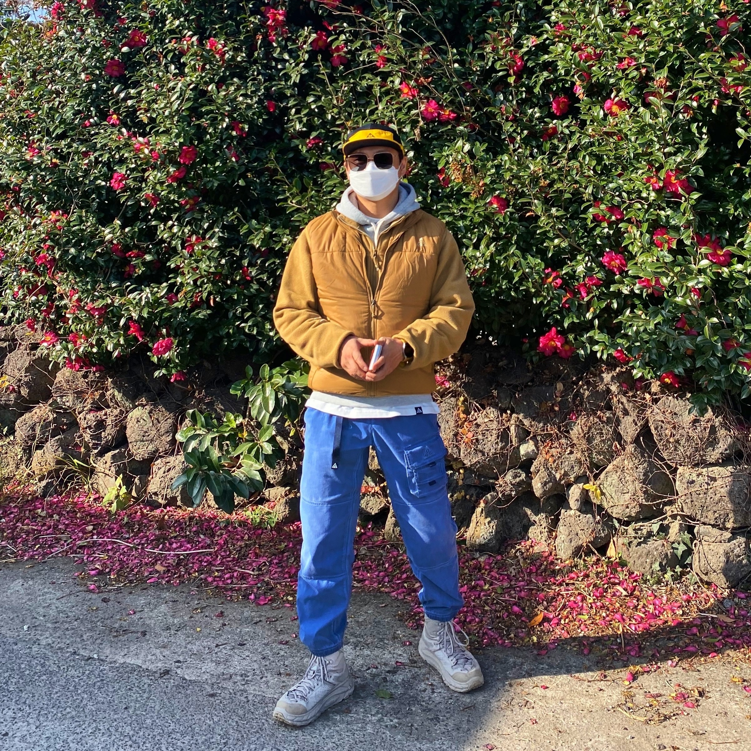 Hoka Tor Ultra High Eggnog, Nike ACG Watchman Peak Pants Blue Void - Asia 착용 스타일