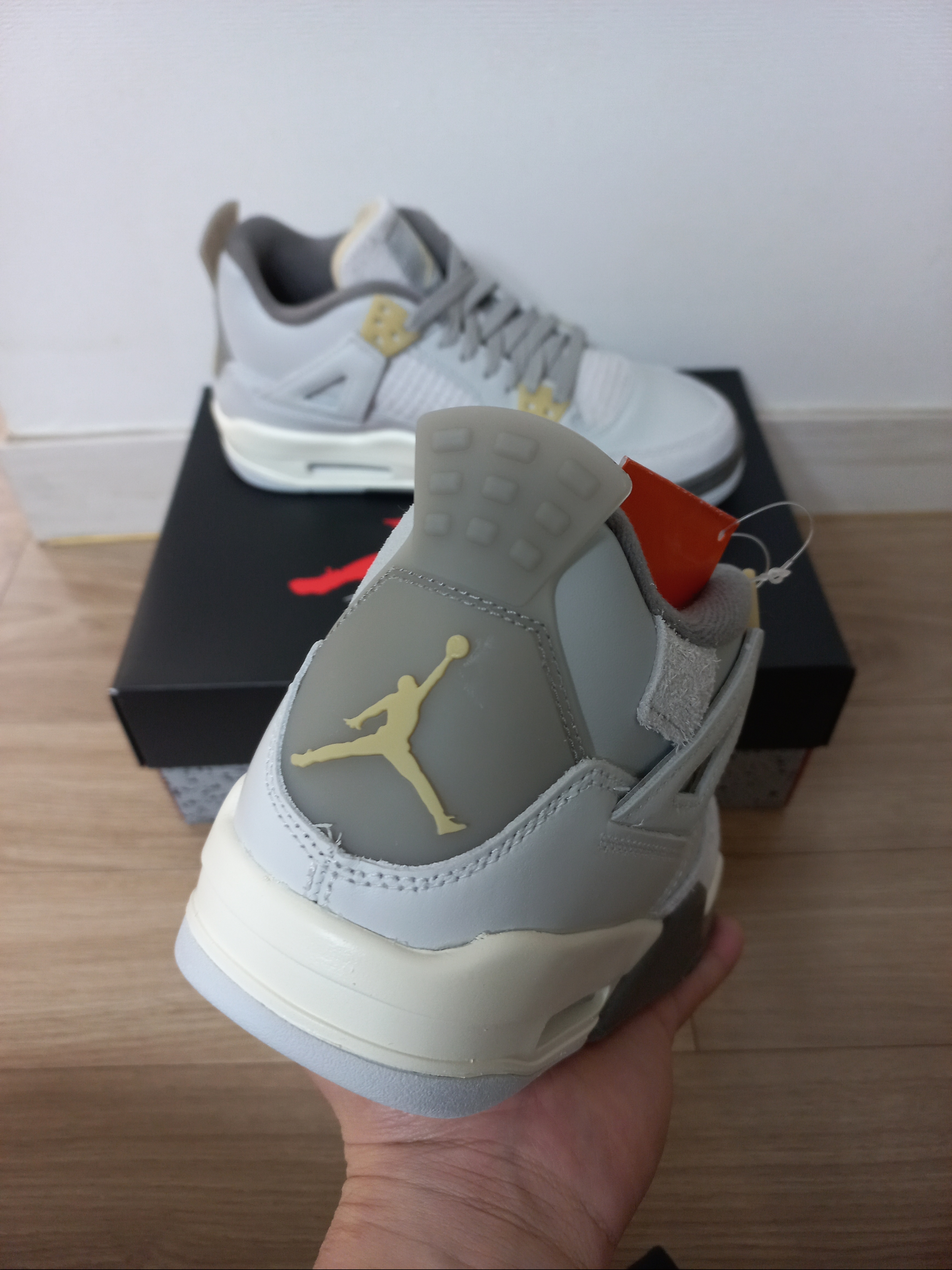 (GS) Jordan 4 Retro SE Craft, Jordan 4 Retro SE Craft 착용 스타일 - 2