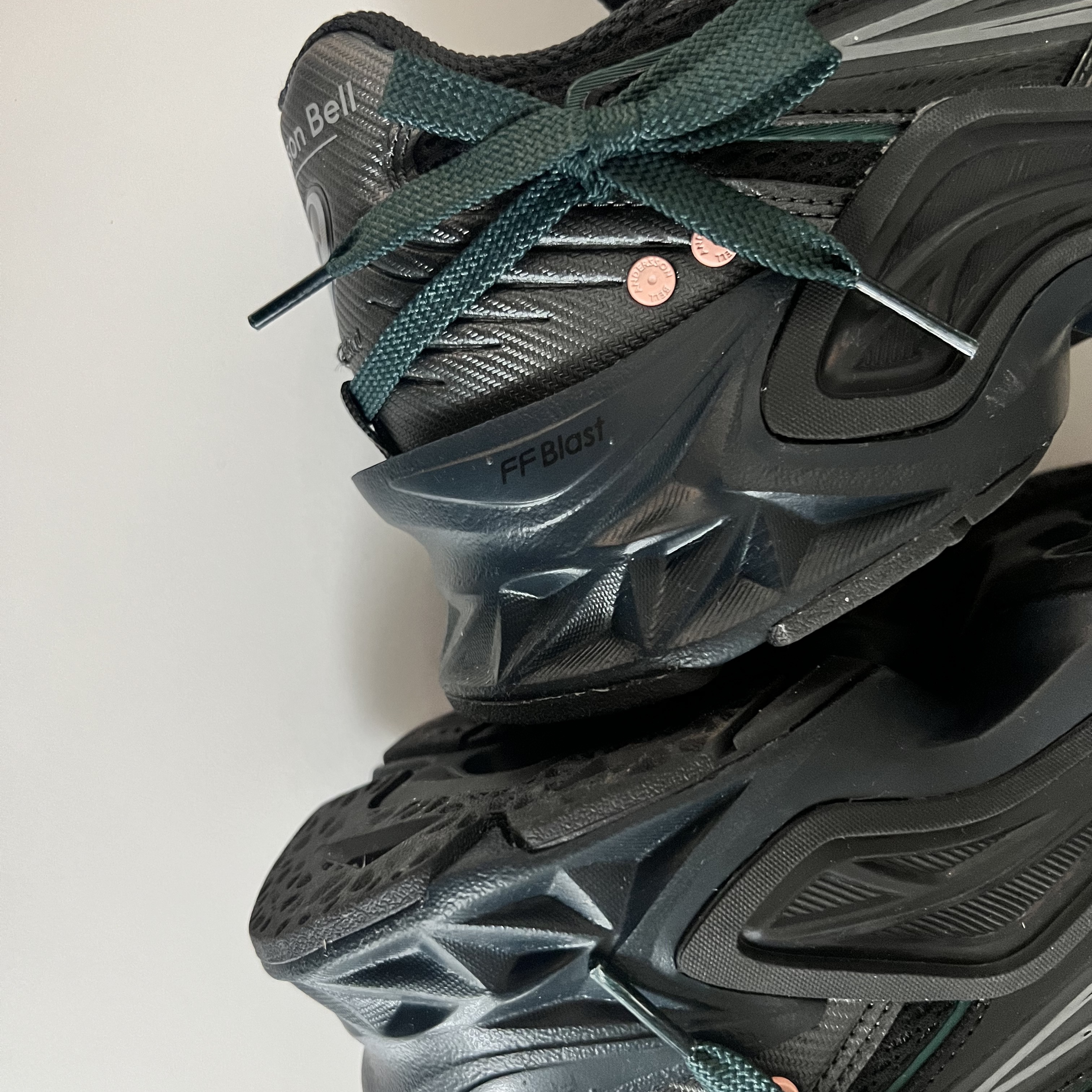Asics x Andersson Bell HN2-S Protoblast Black 착용 스타일