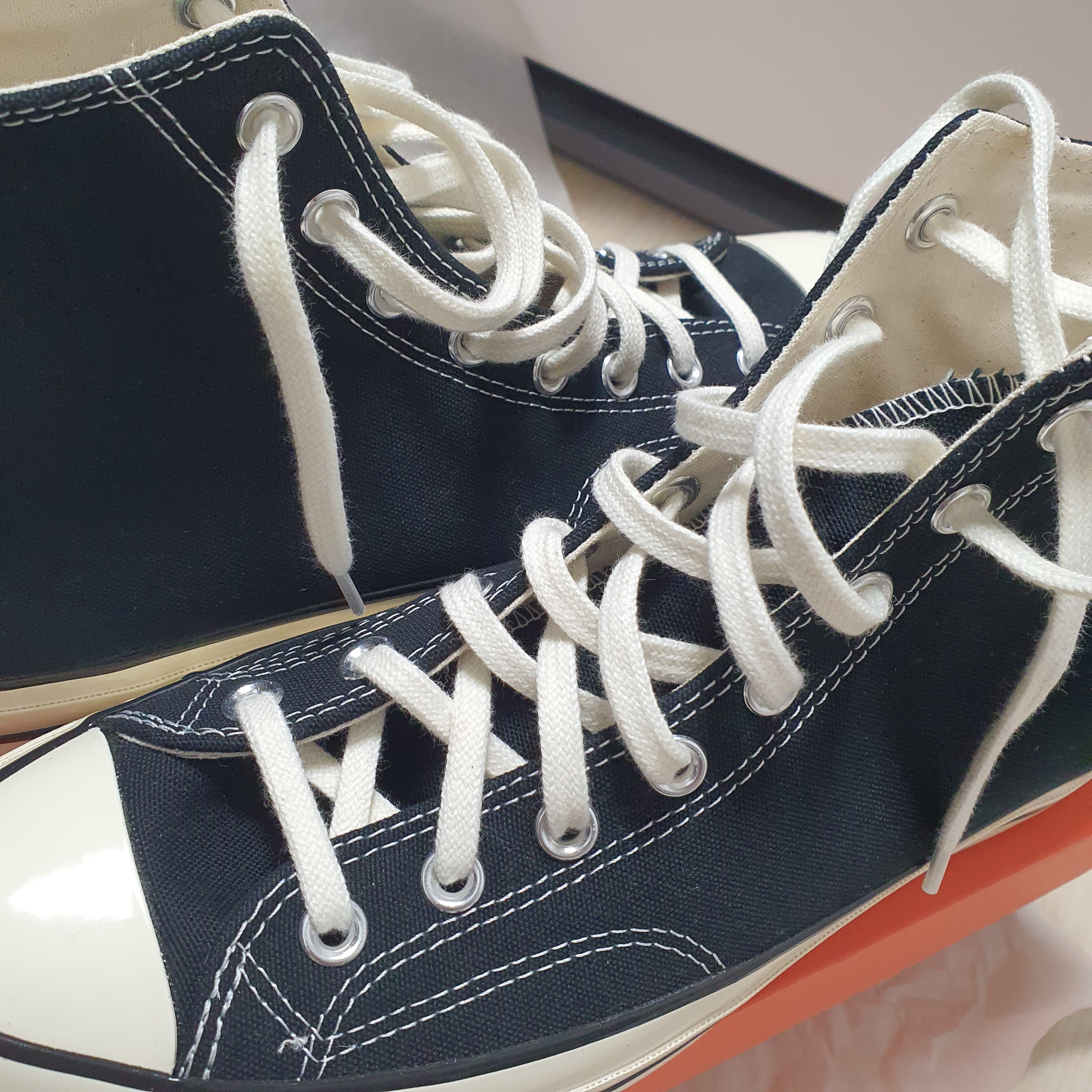 Converse Chuck 70 Hi Black 착용 스타일 - 1