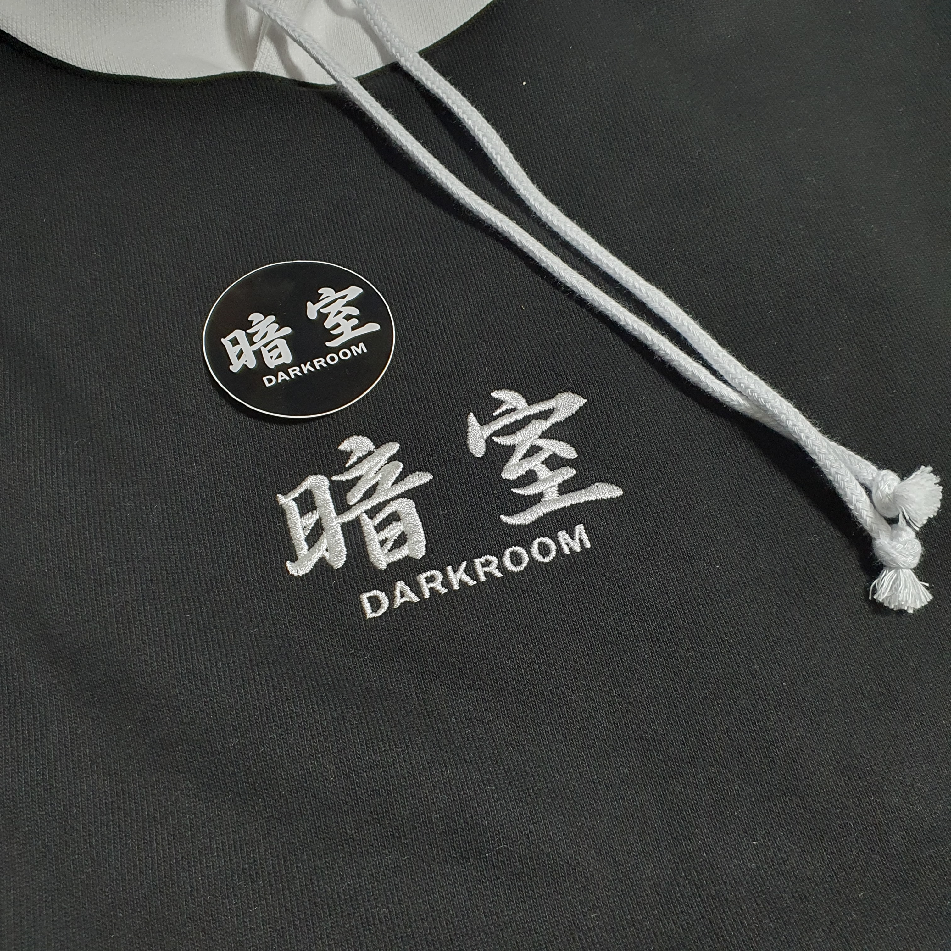 Darkr8m Studio Basic Logo Heavyweight Colorblock Hoodie 착용 스타일