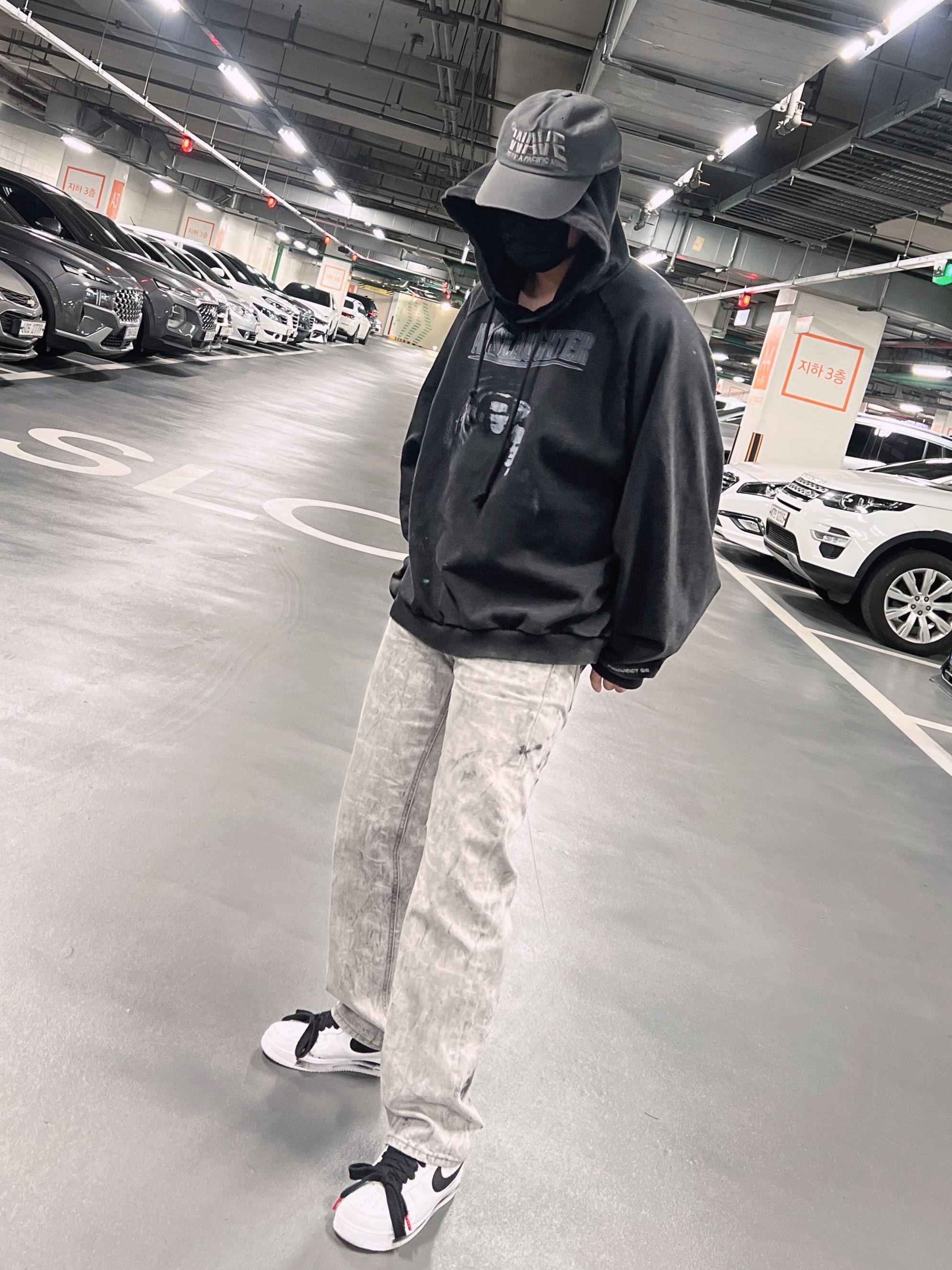Nike x Peaceminusone Air Force 1 Low Para-Noise 2.0, Project G/R Mind Slaughter Vintage Washeed Hoodie Black 착용 스타일 - 2