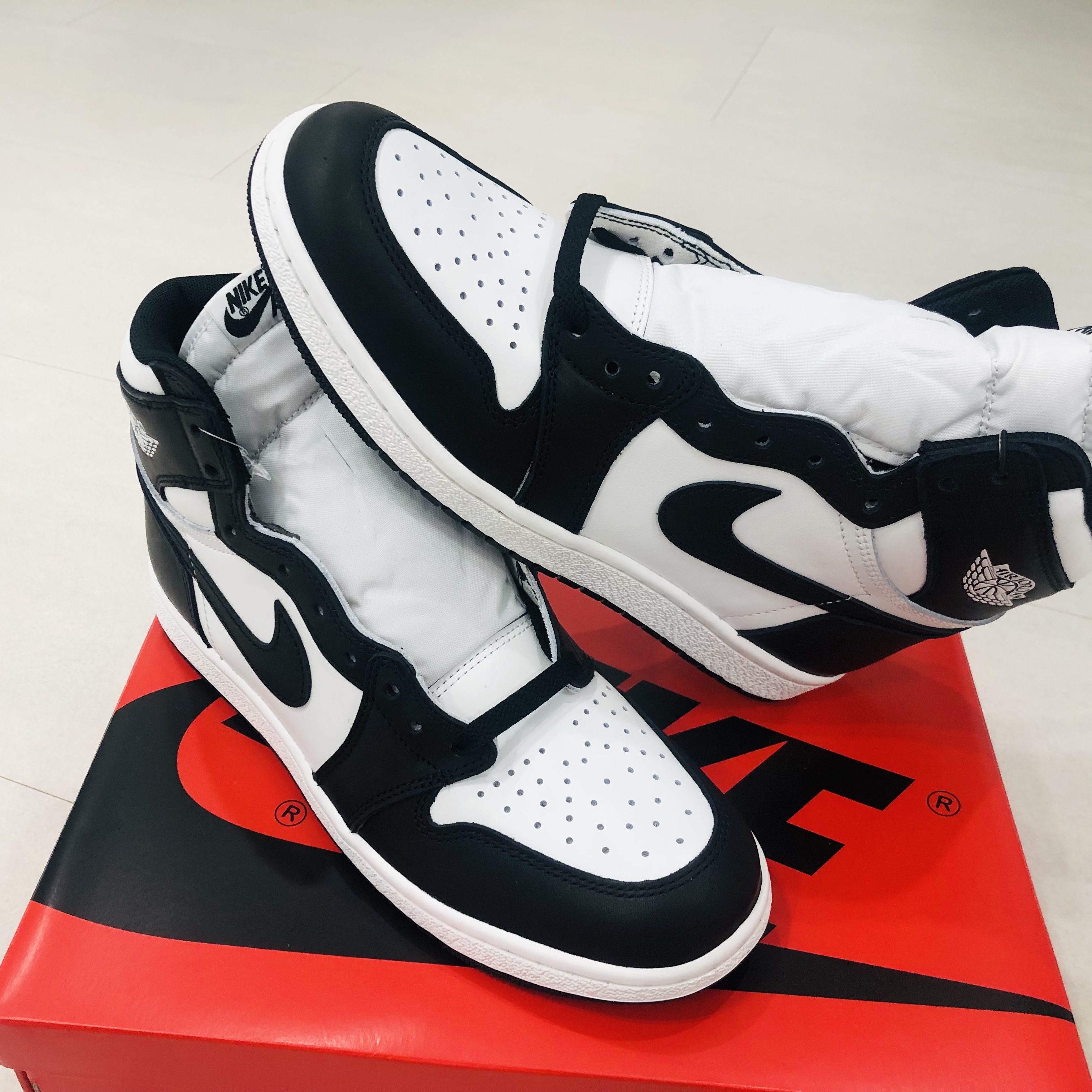 Jordan 1 High 85 Black White 착용 스타일 - 2